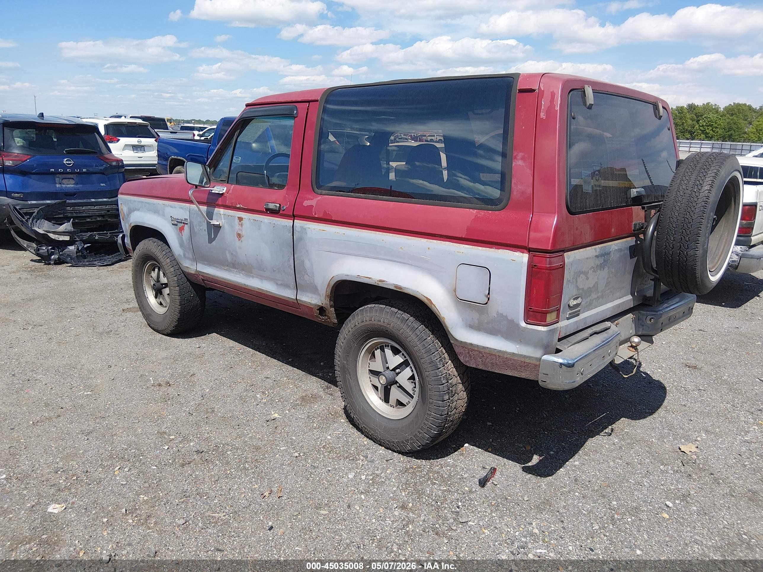 FORD BRONCO image 3