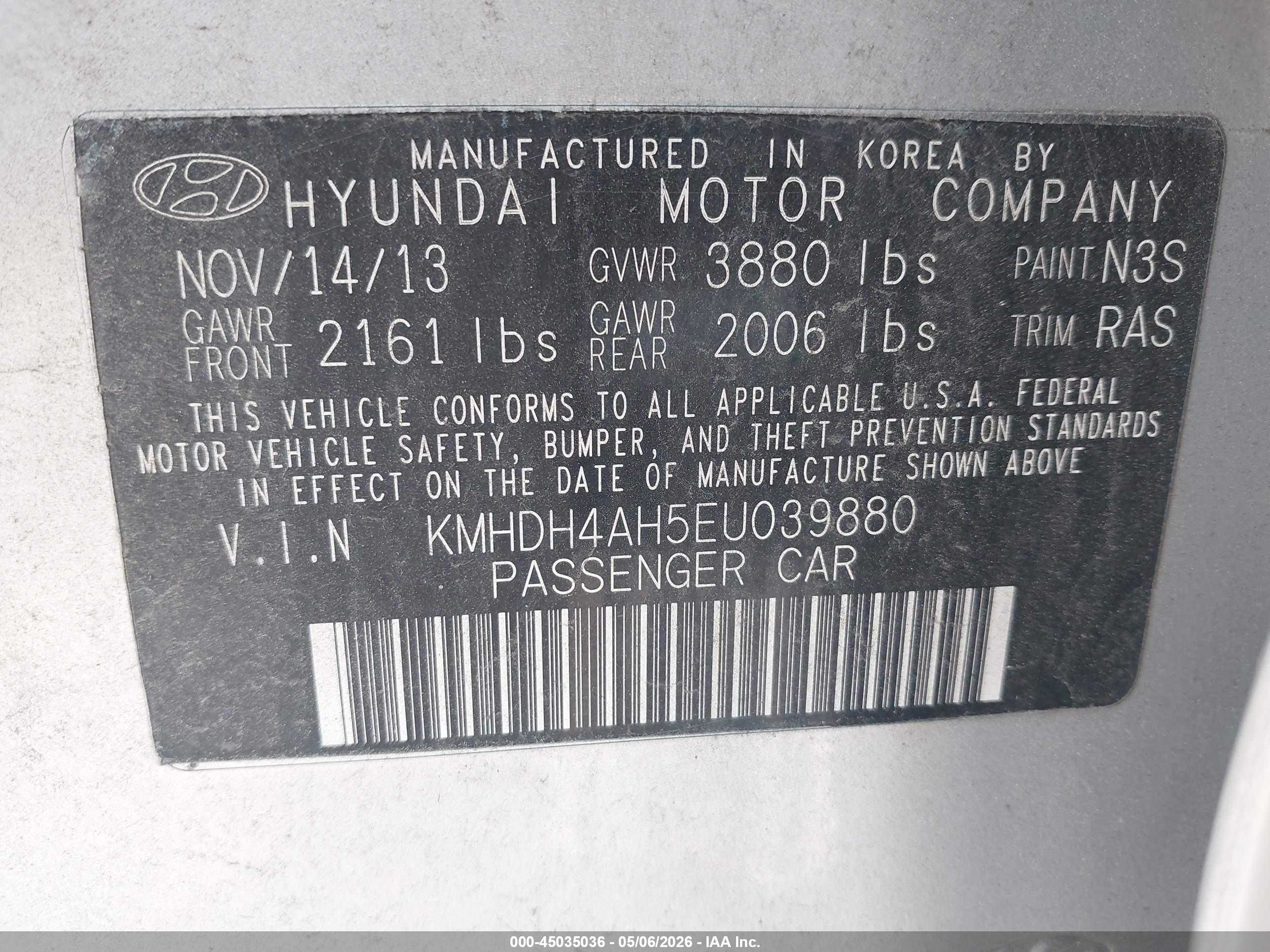 HYUNDAI ELANTRA image 9