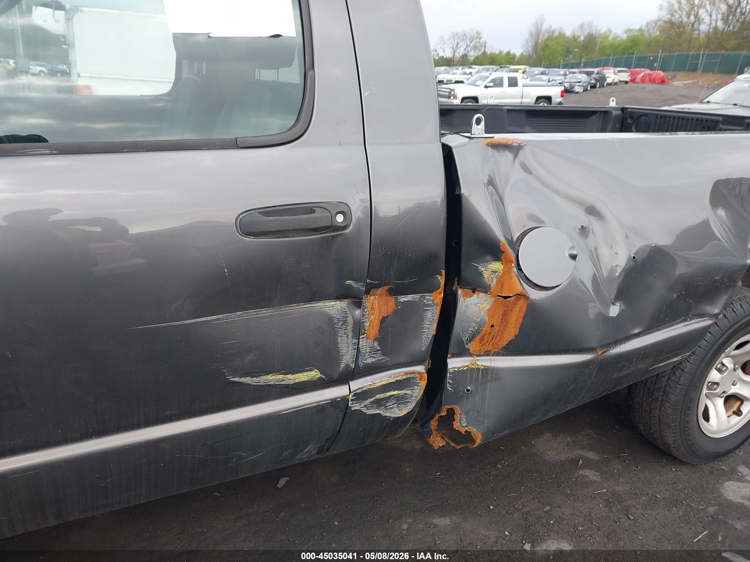 DODGE RAM image 6