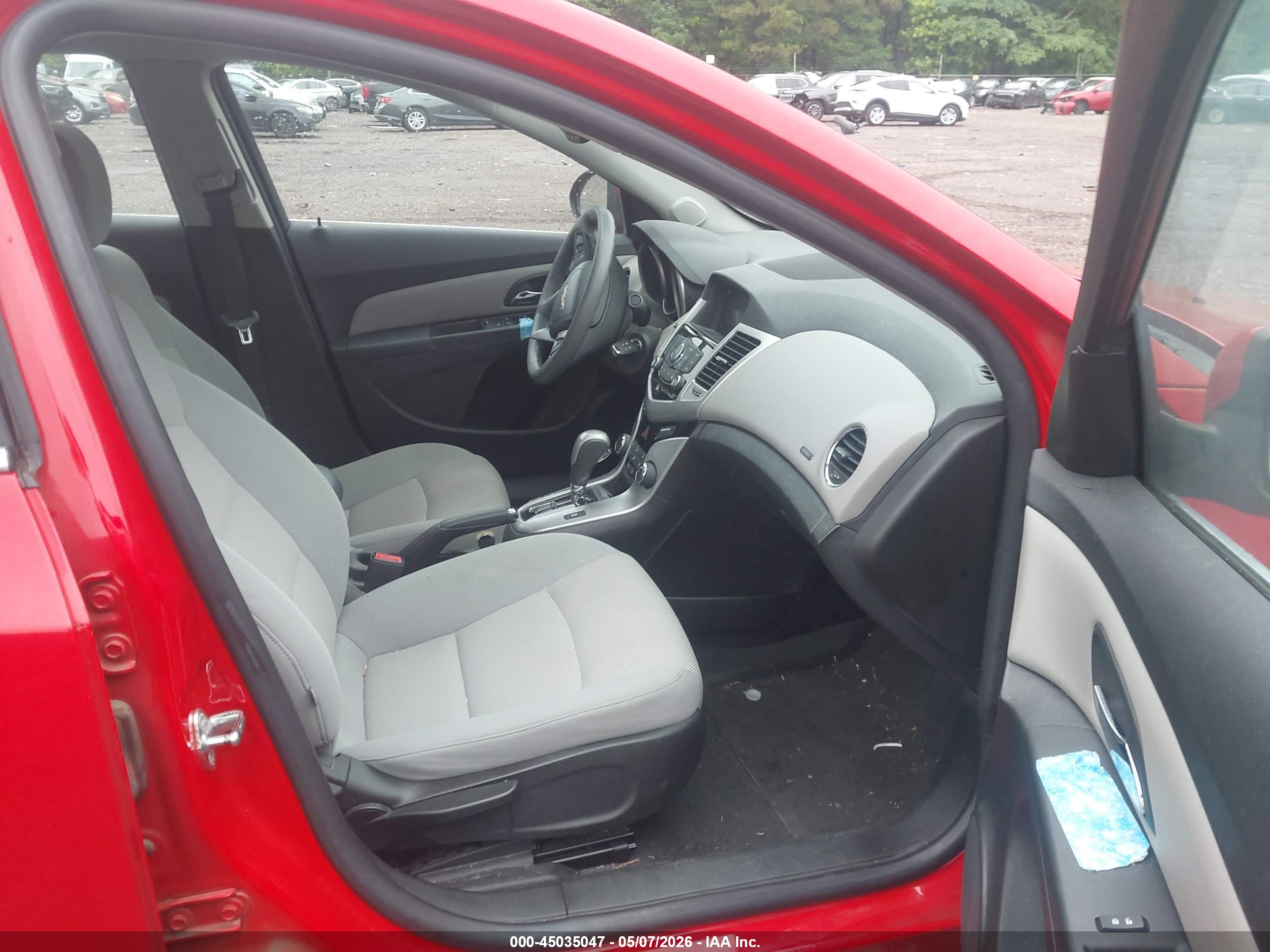 CHEVROLET CRUZE image 5