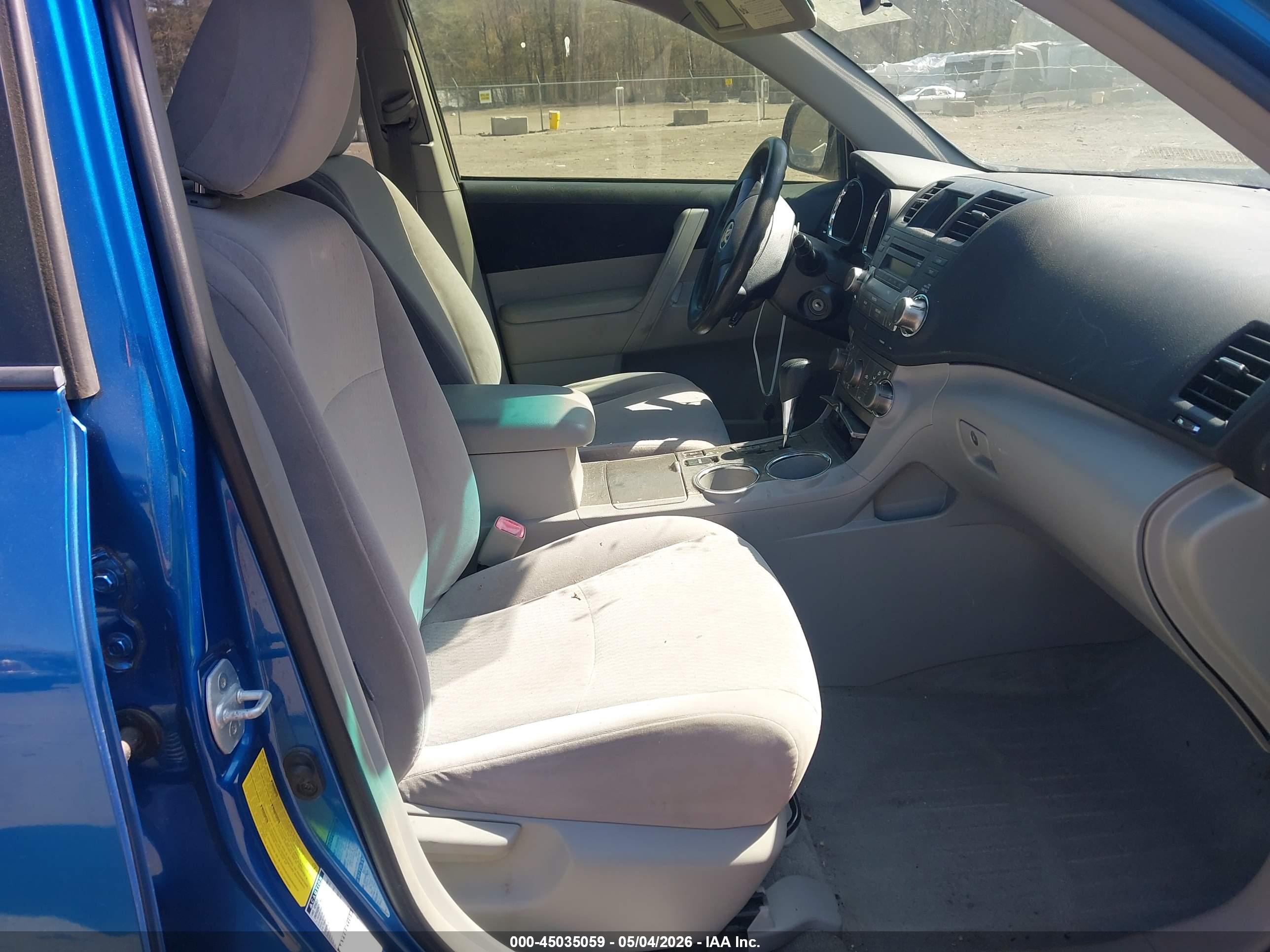 TOYOTA HIGHLANDER image 5