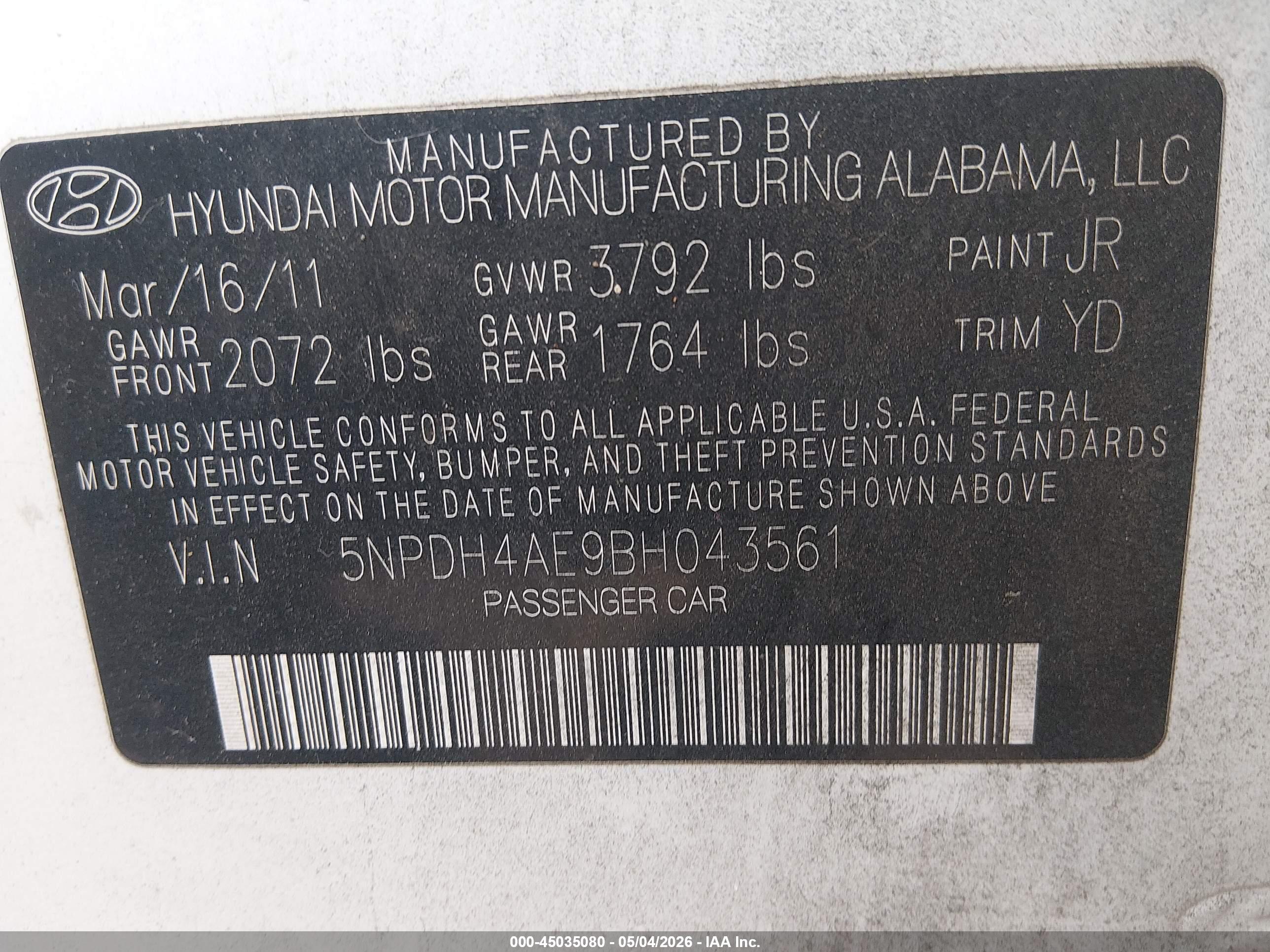 HYUNDAI ELANTRA image 9