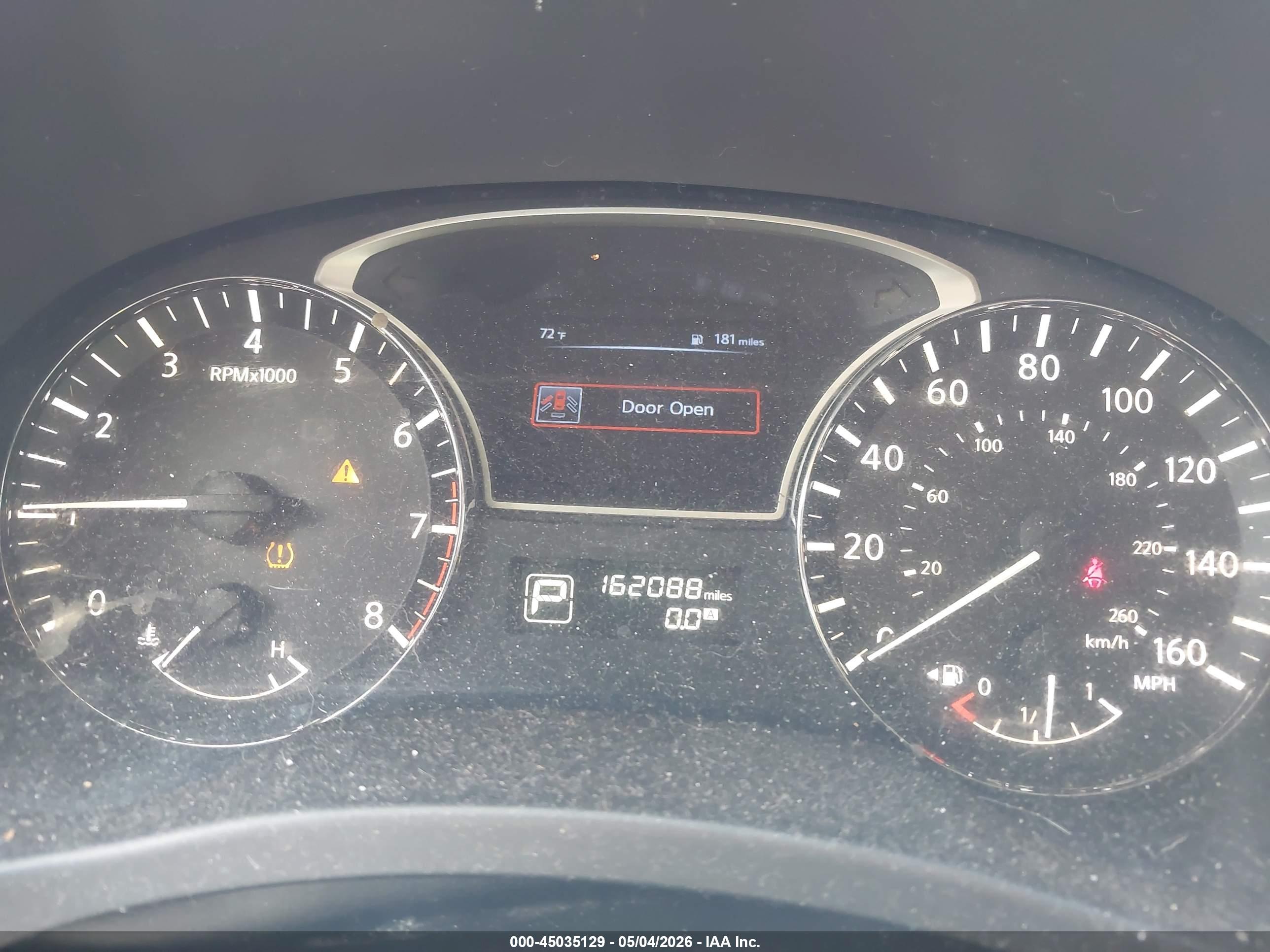 NISSAN PATHFINDER image 7