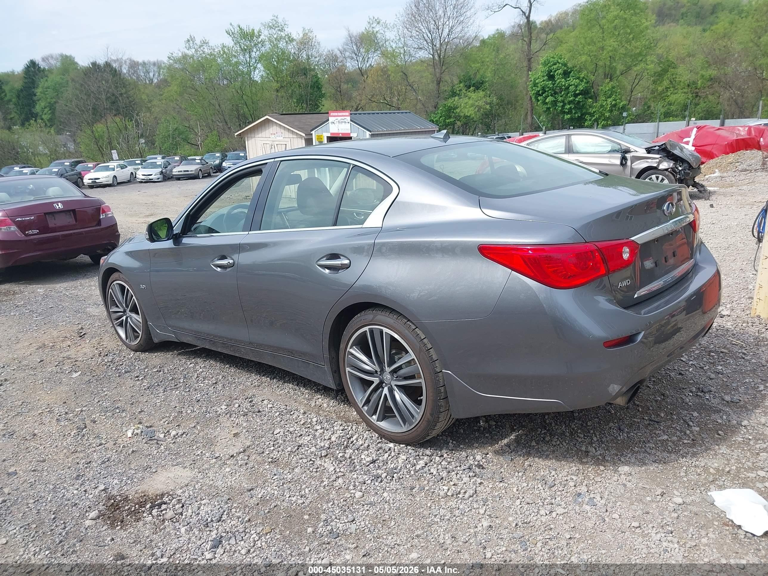 INFINITI Q50 image 3
