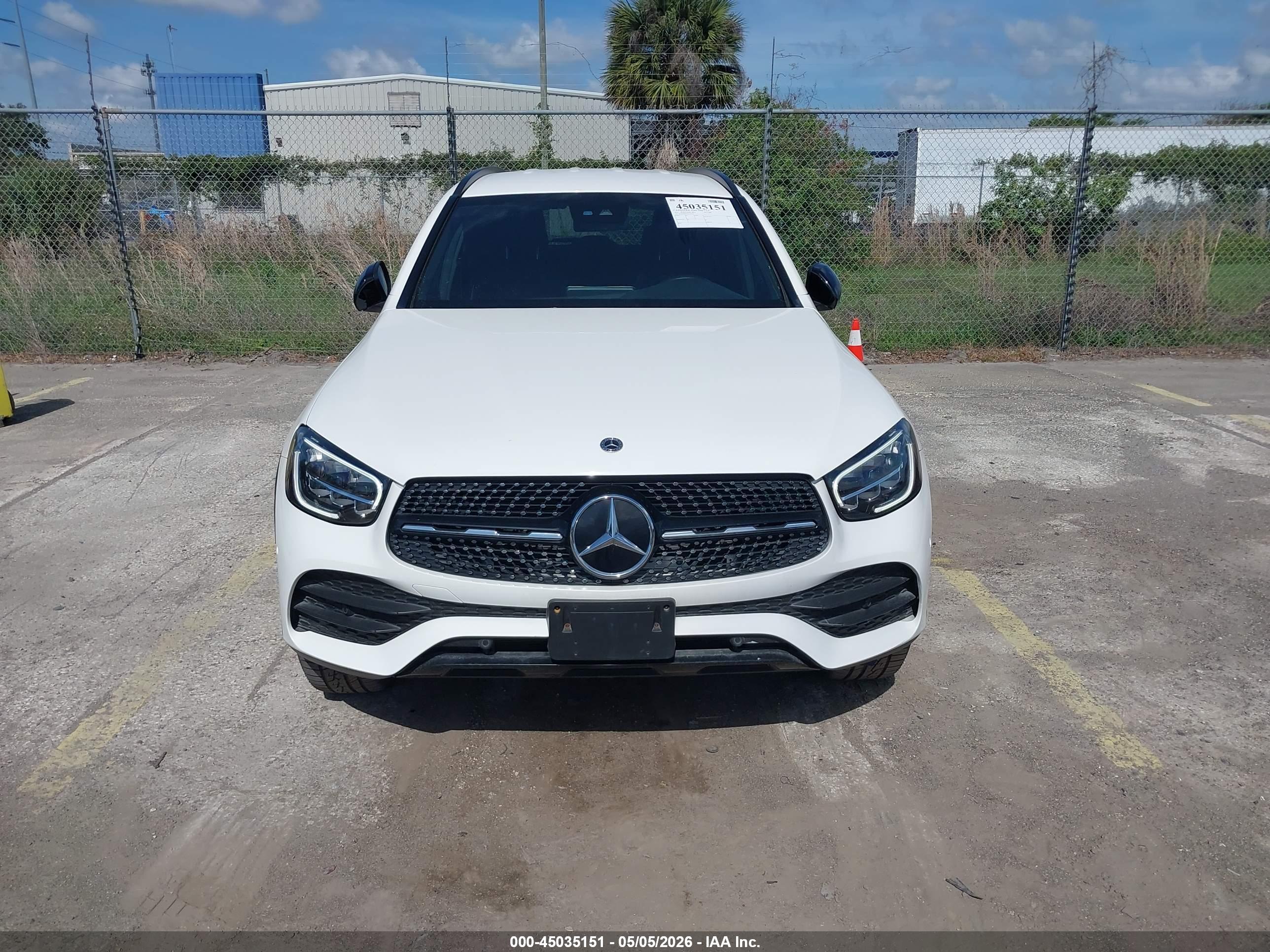 MERCEDES-BENZ GLC image 6