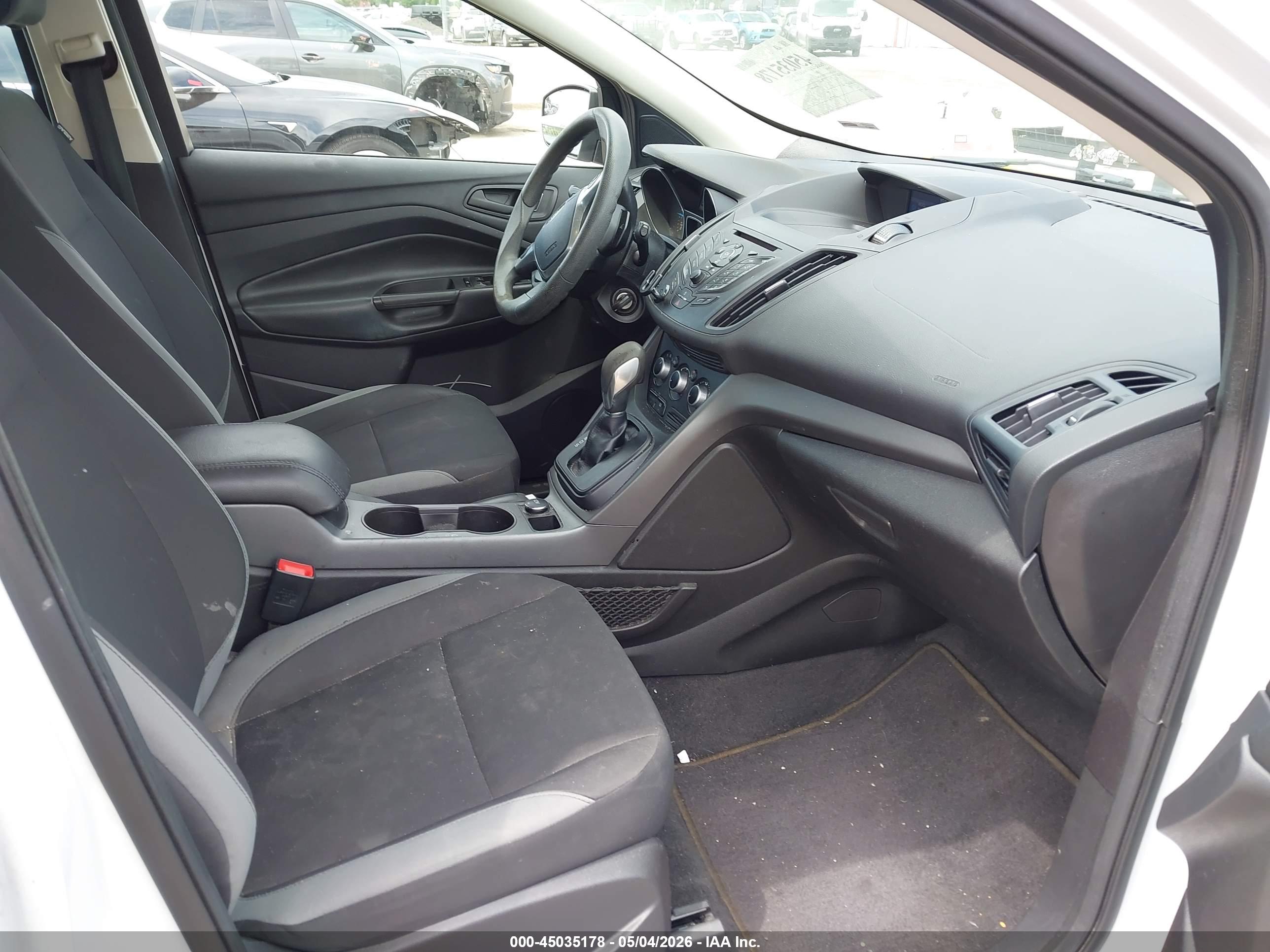 FORD ESCAPE image 5