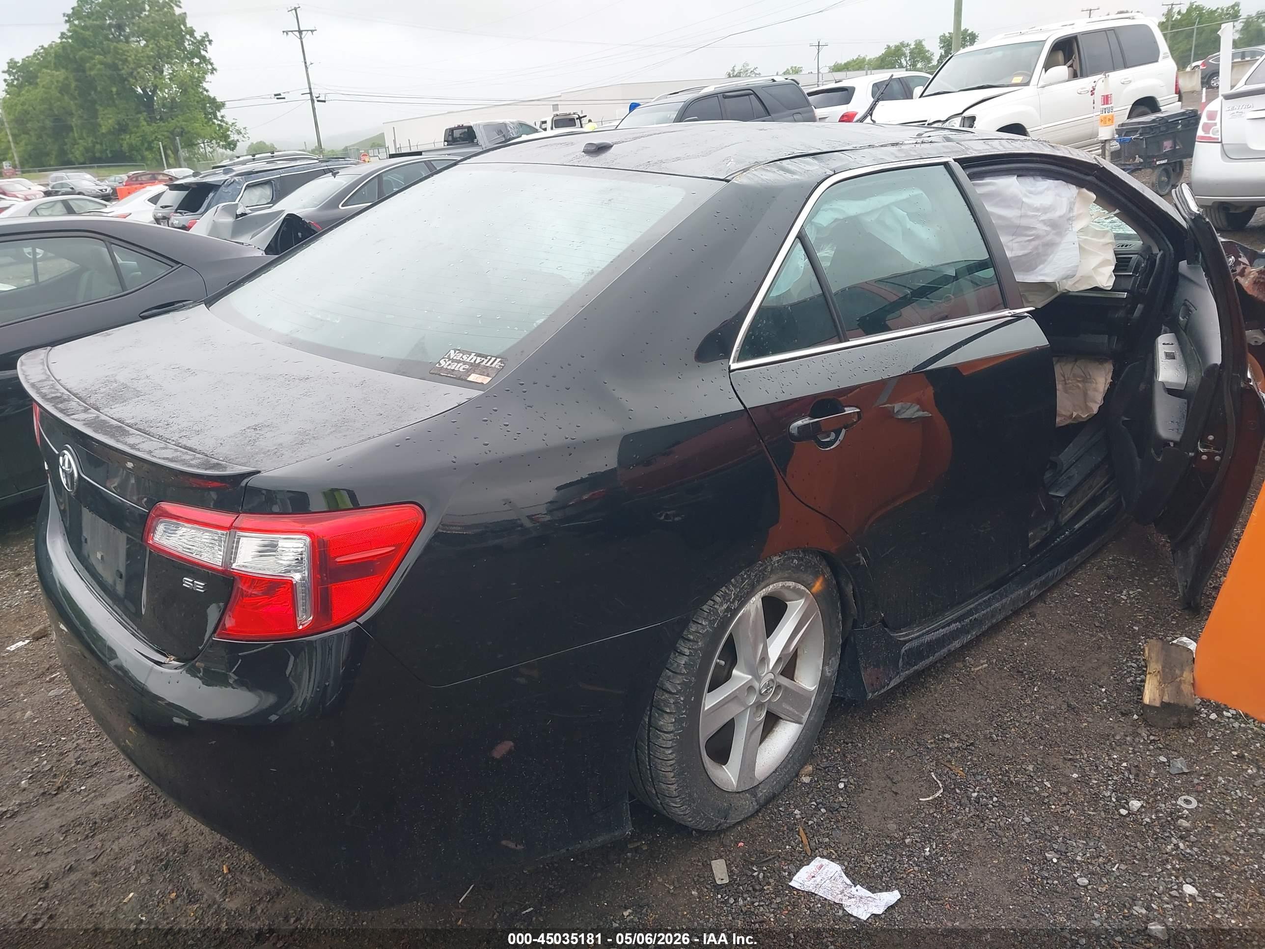 TOYOTA CAMRY image 4