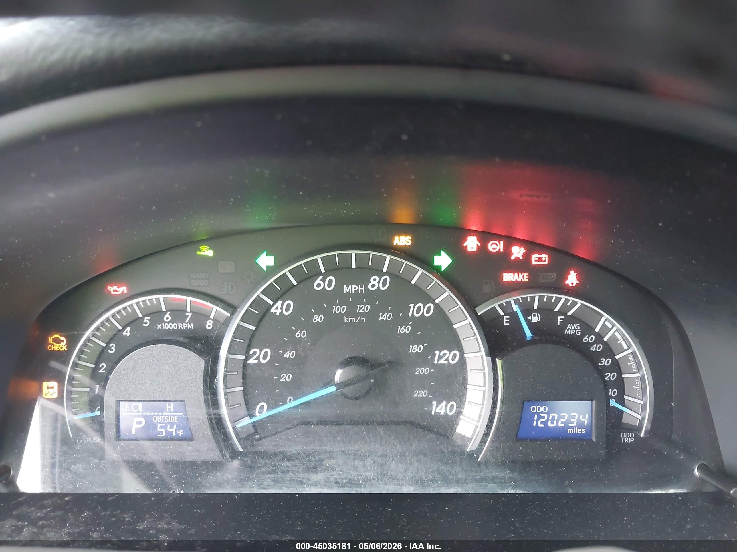 TOYOTA CAMRY image 7