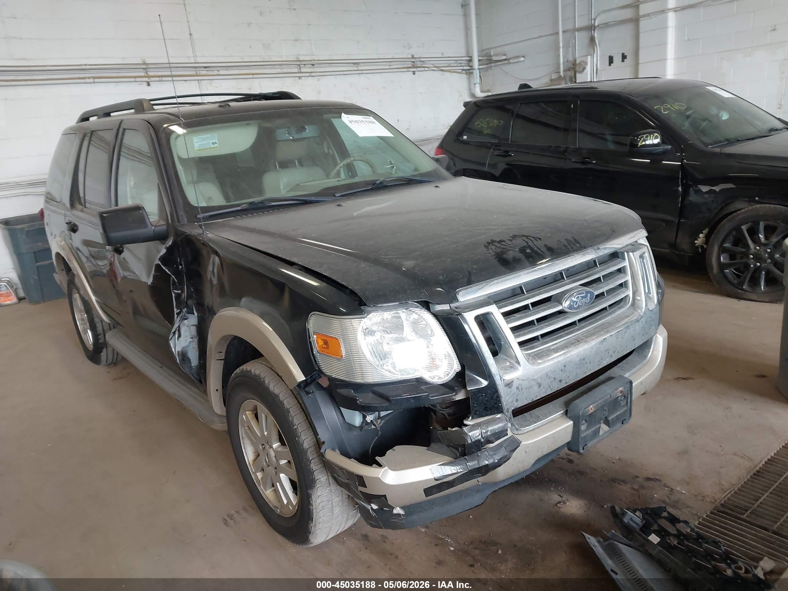 FORD EXPLORER image 6