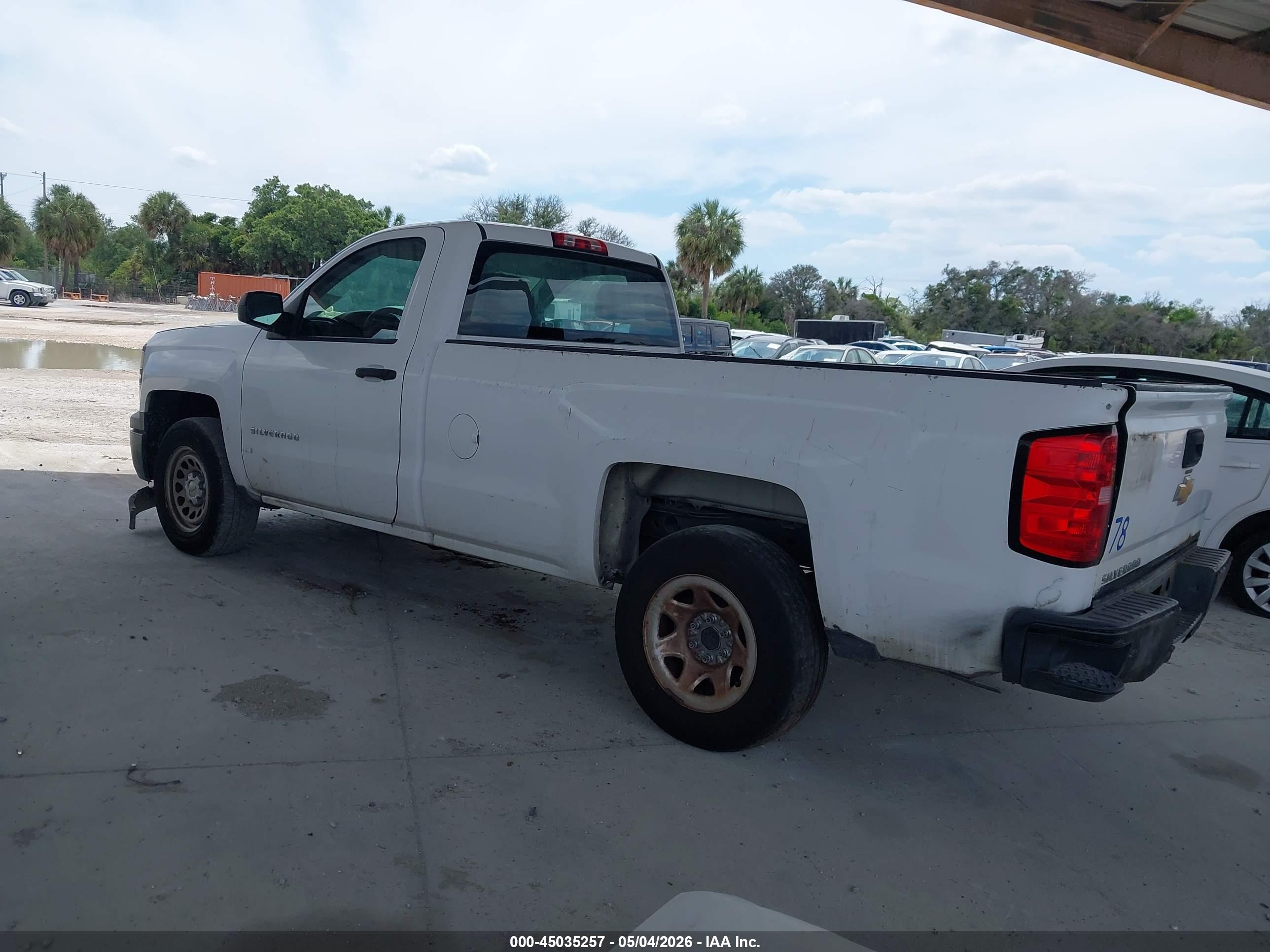 CHEVROLET SILVERADO image 3