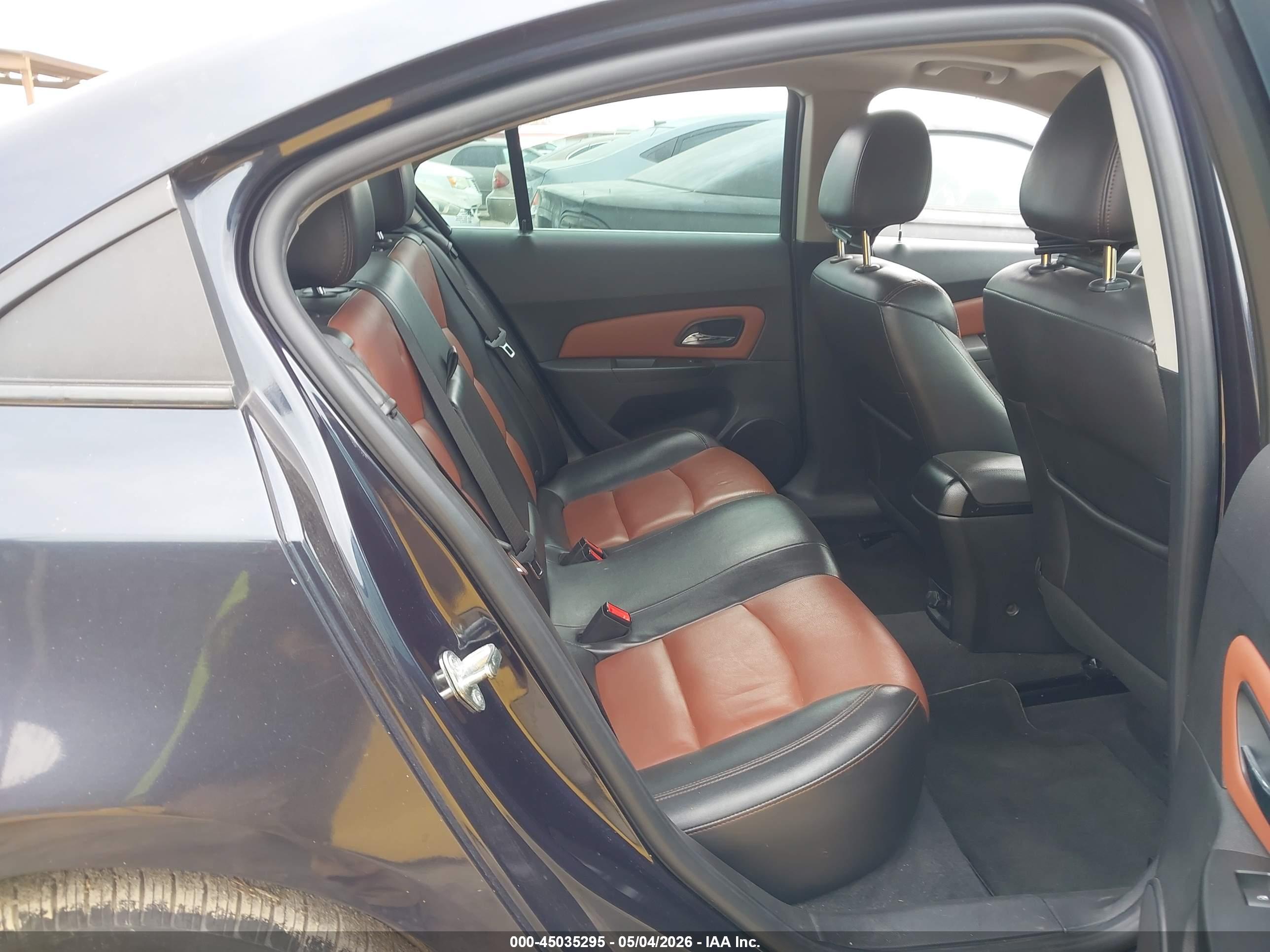 CHEVROLET CRUZE image 8