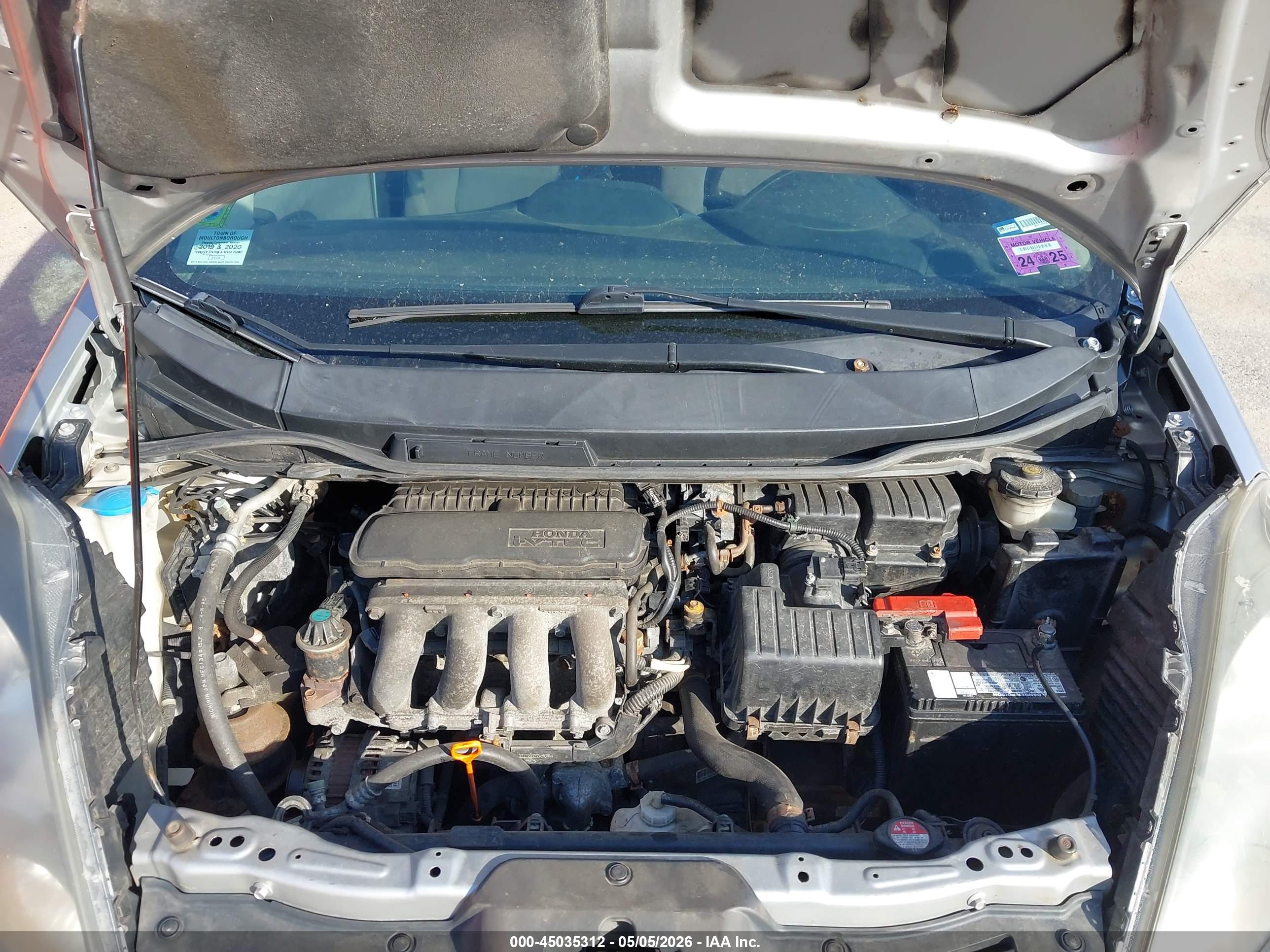 HONDA FIT image 10
