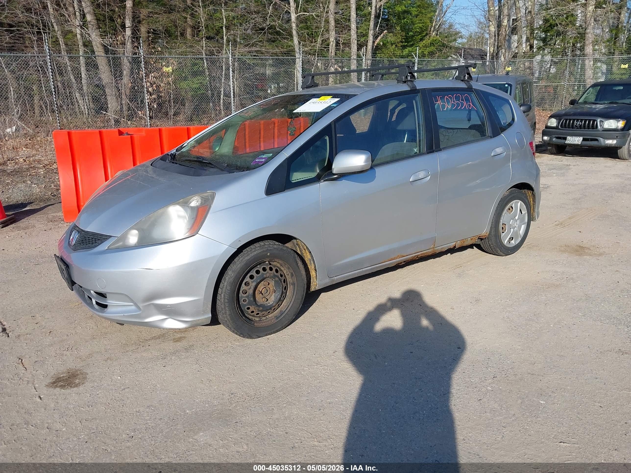 HONDA FIT image 2