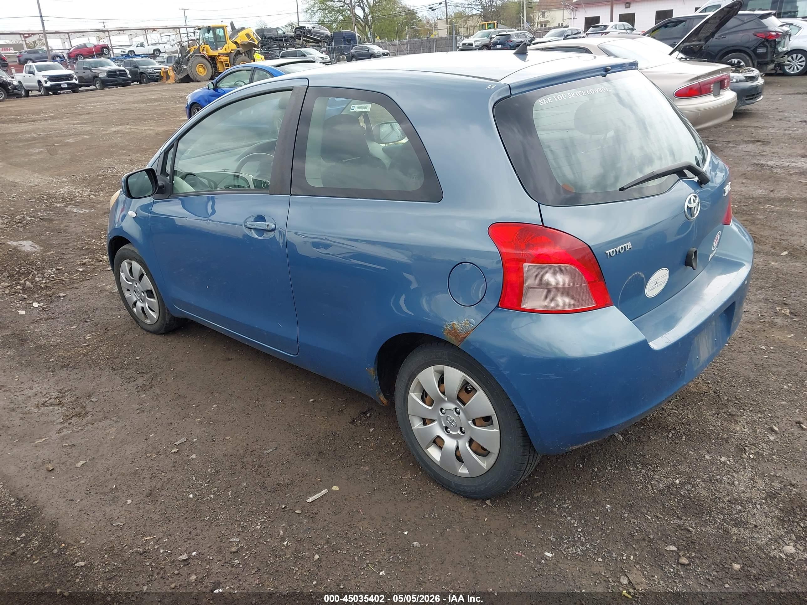 TOYOTA YARIS image 3