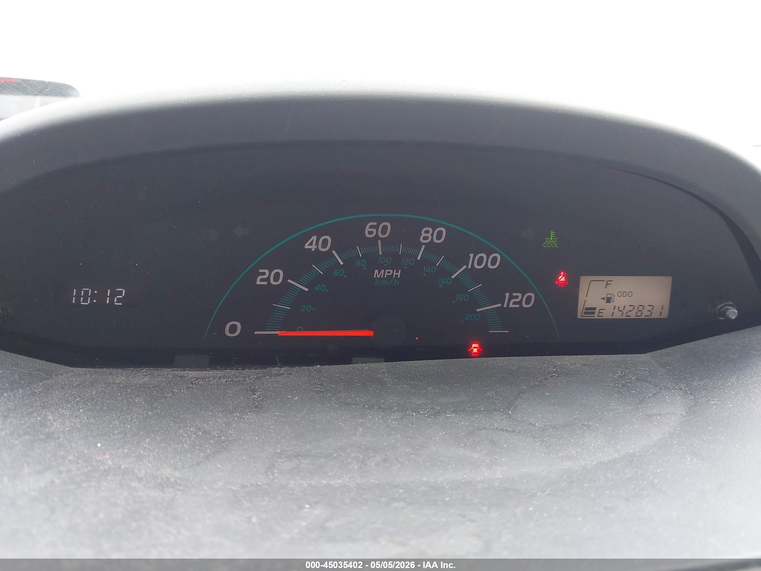 TOYOTA YARIS image 7