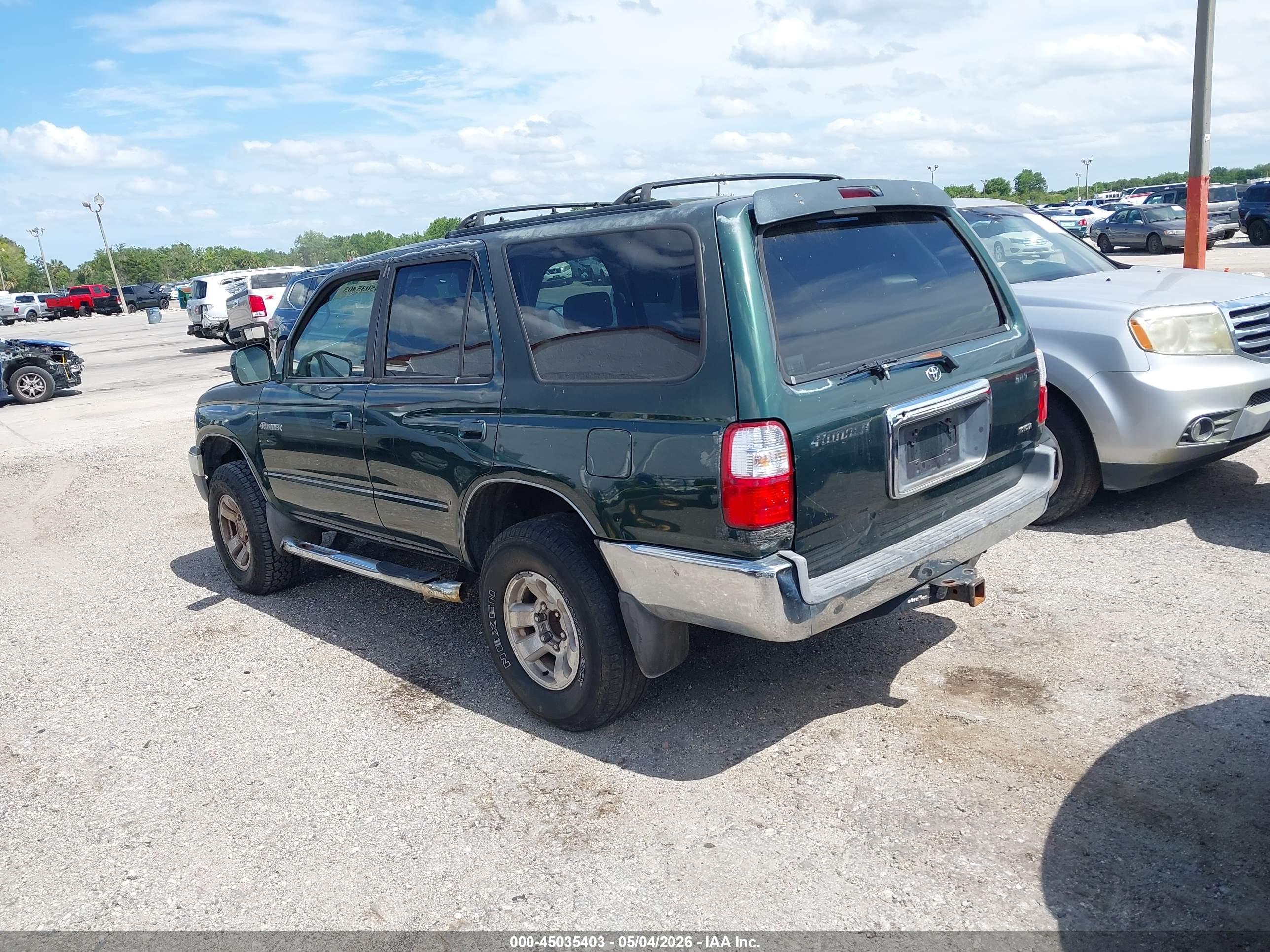 TOYOTA 4RUNNER image 3