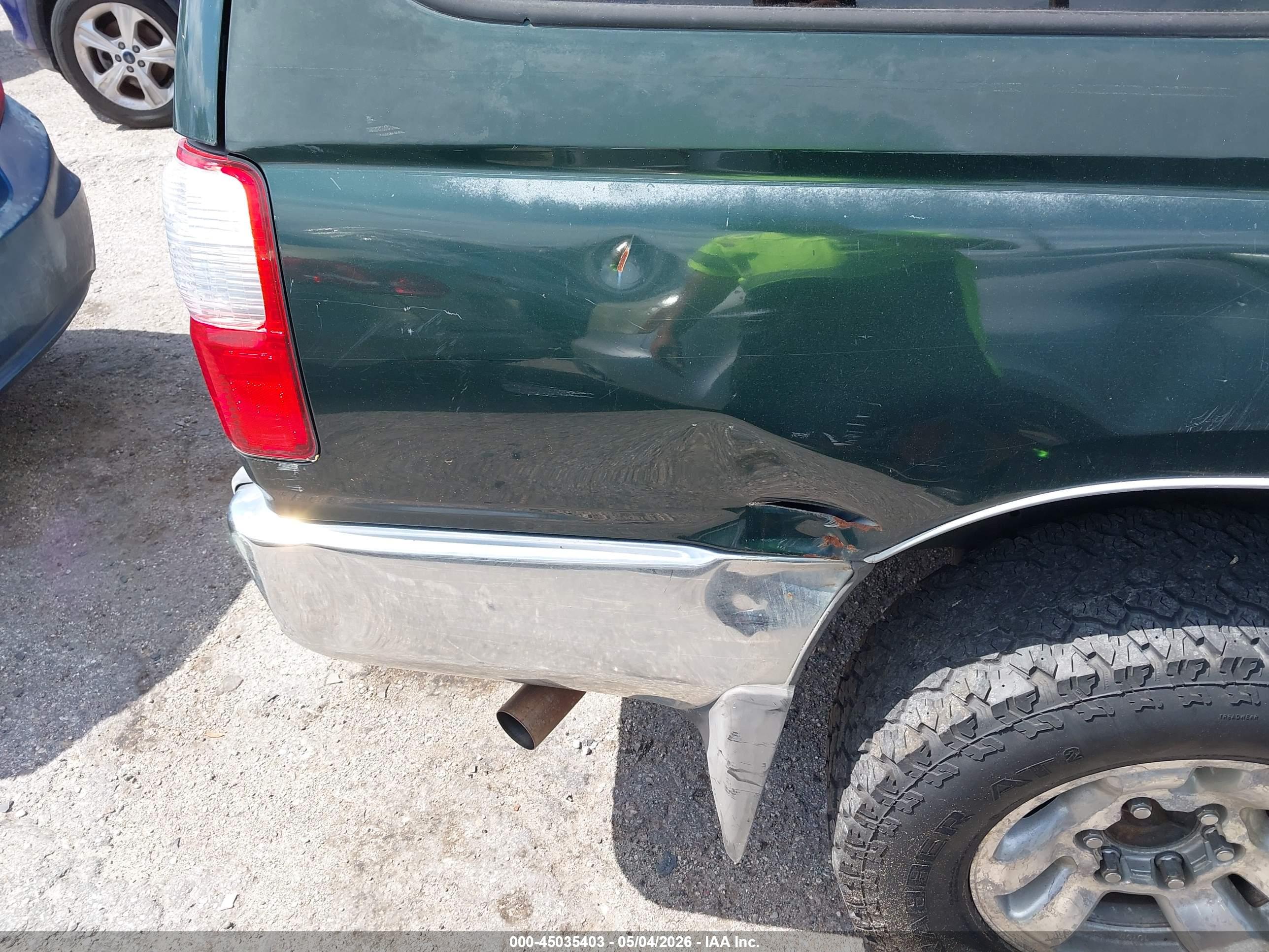 TOYOTA 4RUNNER image 6