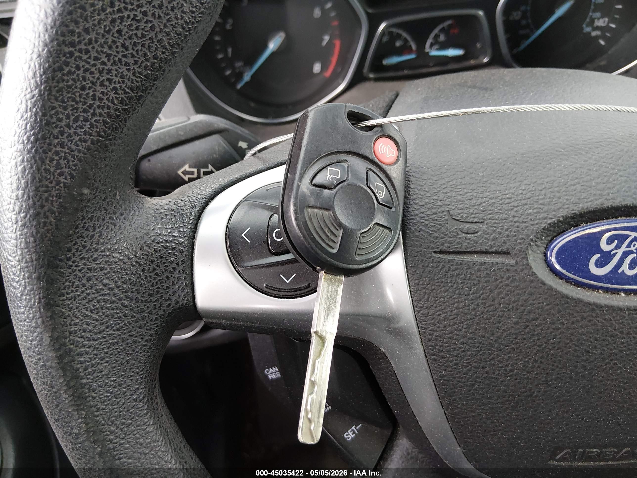 FORD ESCAPE image 11
