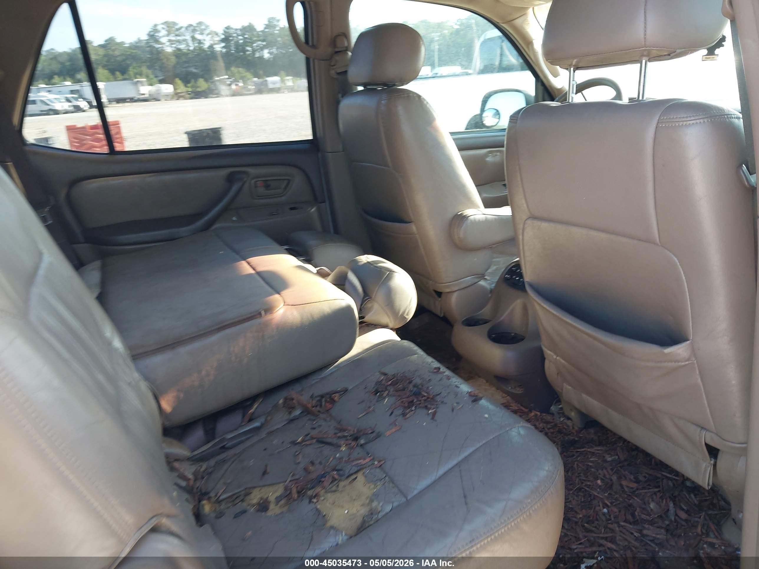 TOYOTA SEQUOIA image 8