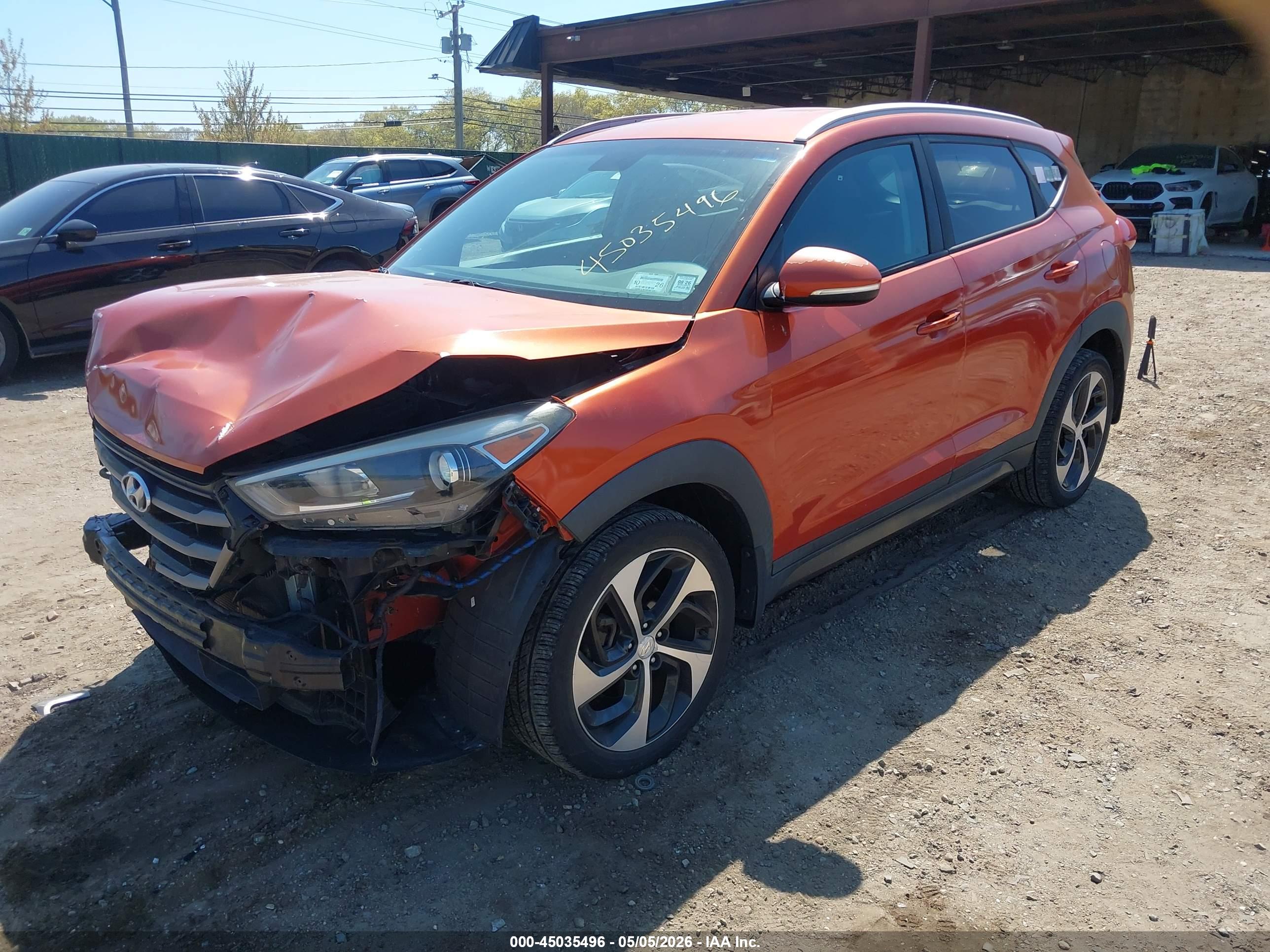 HYUNDAI TUCSON image 6