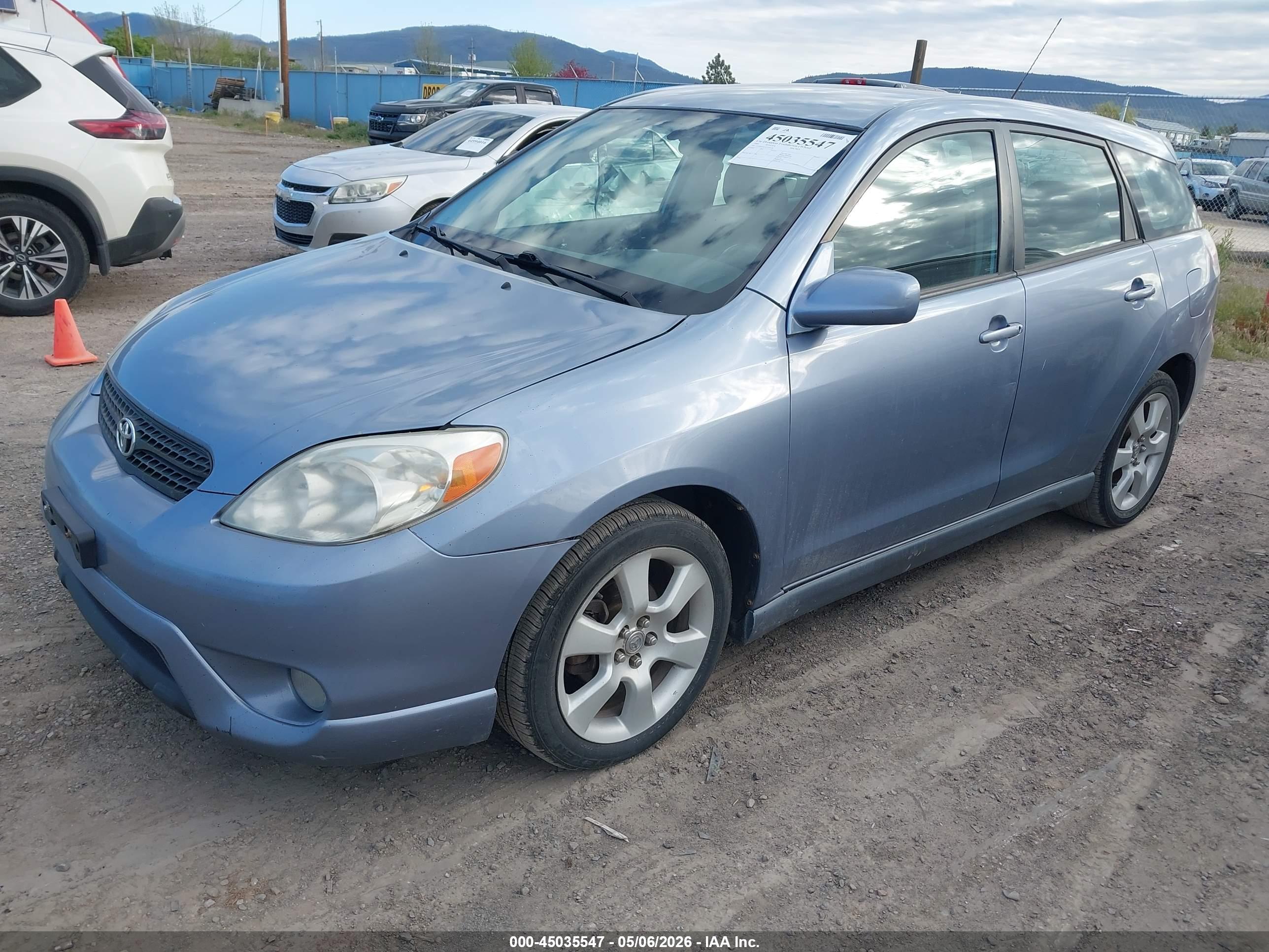 TOYOTA MATRIX image 2