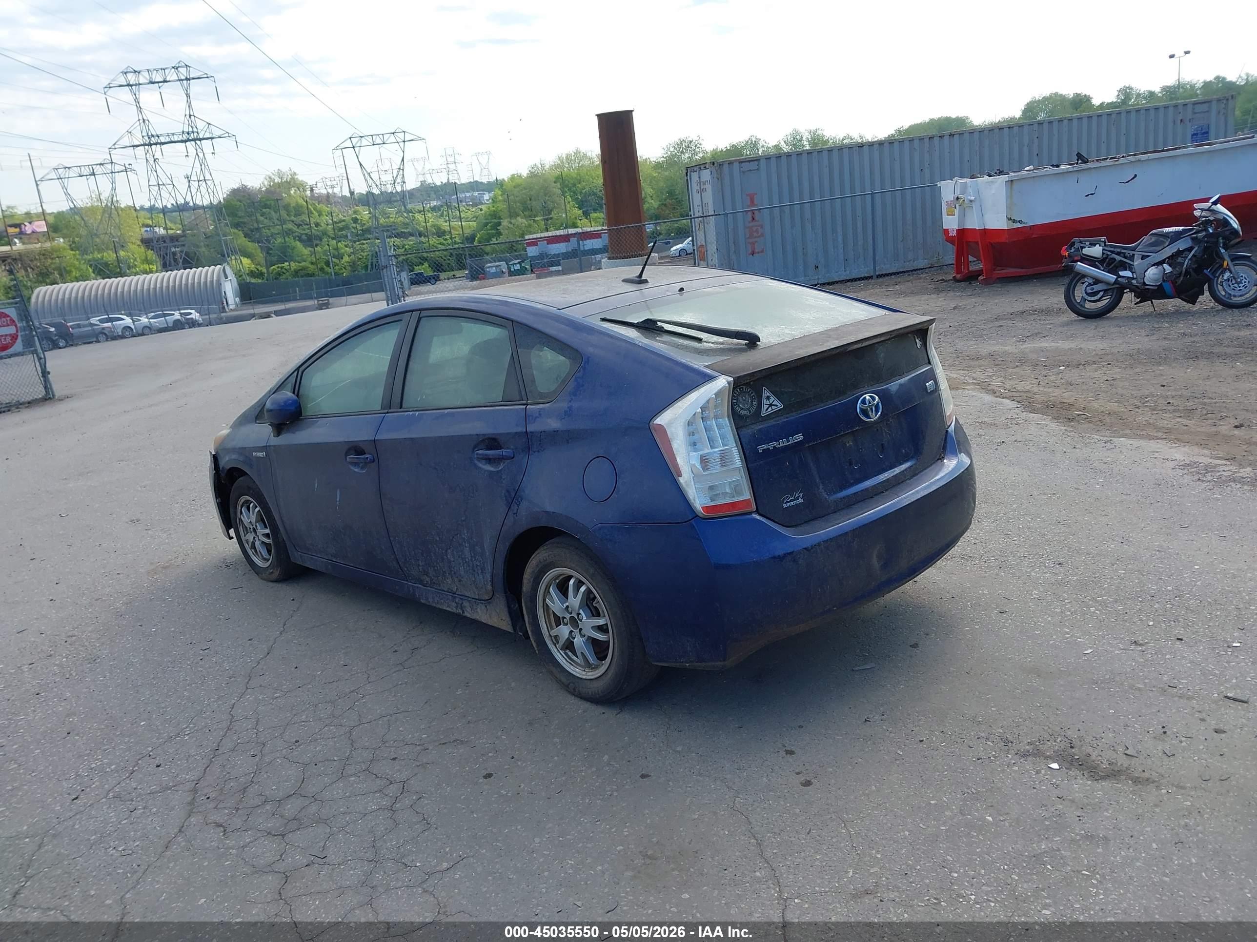 TOYOTA PRIUS image 3
