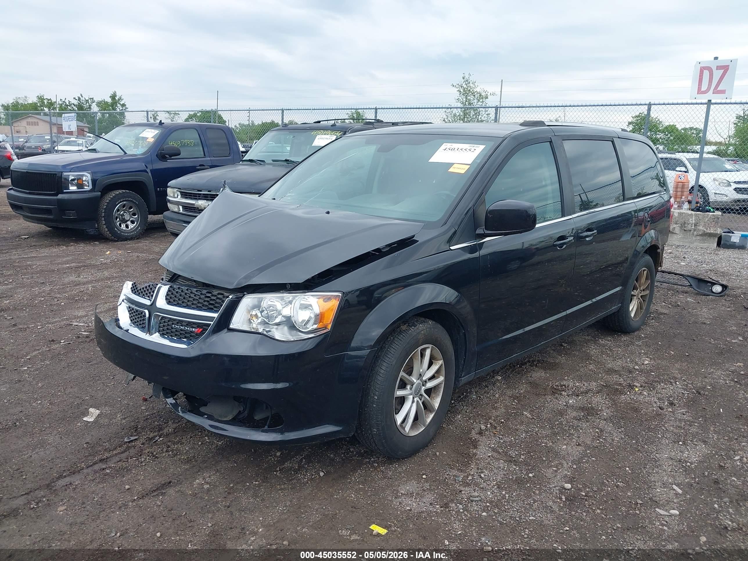 DODGE GRAND image 2