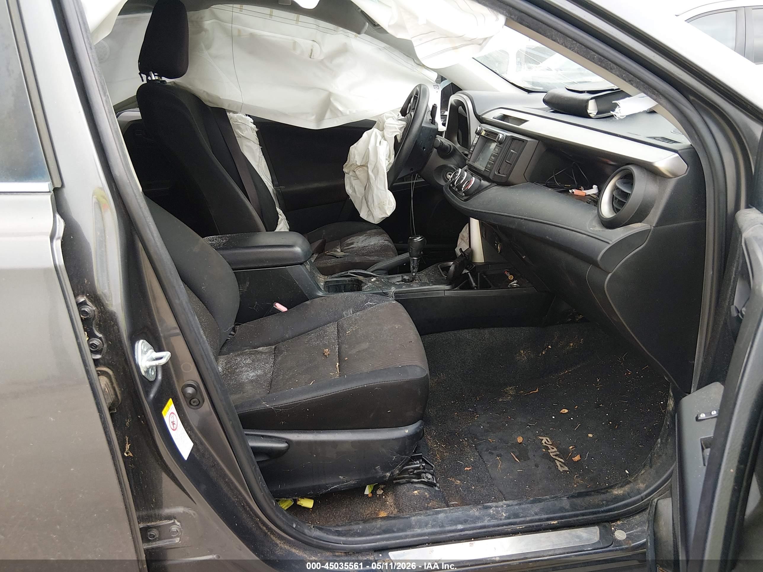 TOYOTA RAV4 image 5