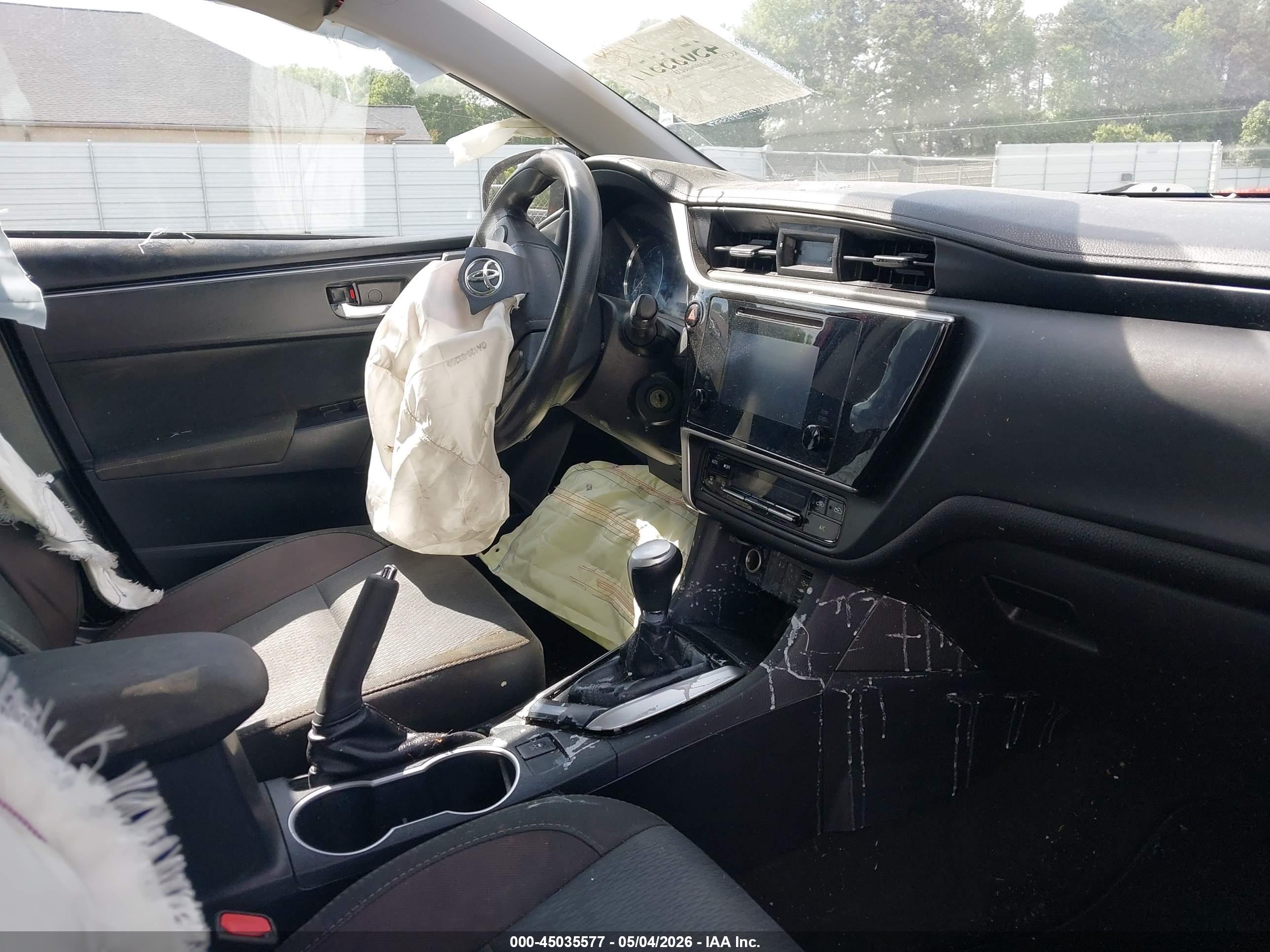 TOYOTA COROLLA image 5