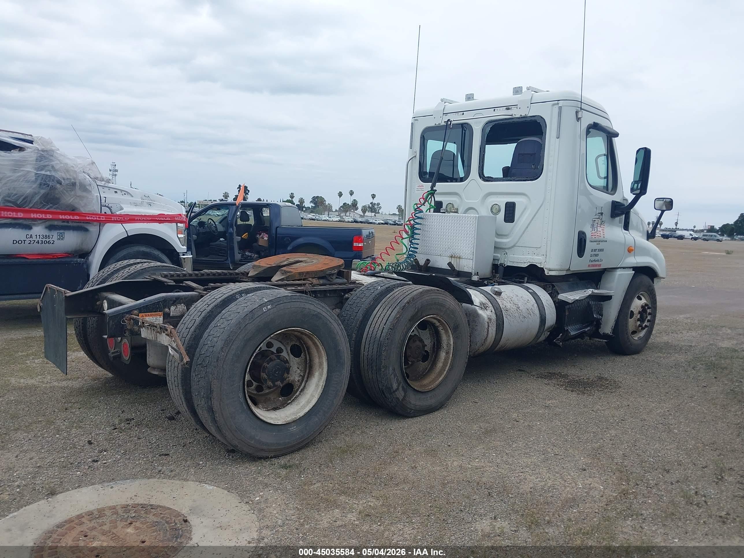 FREIGHTLINER CASCADIA image 4