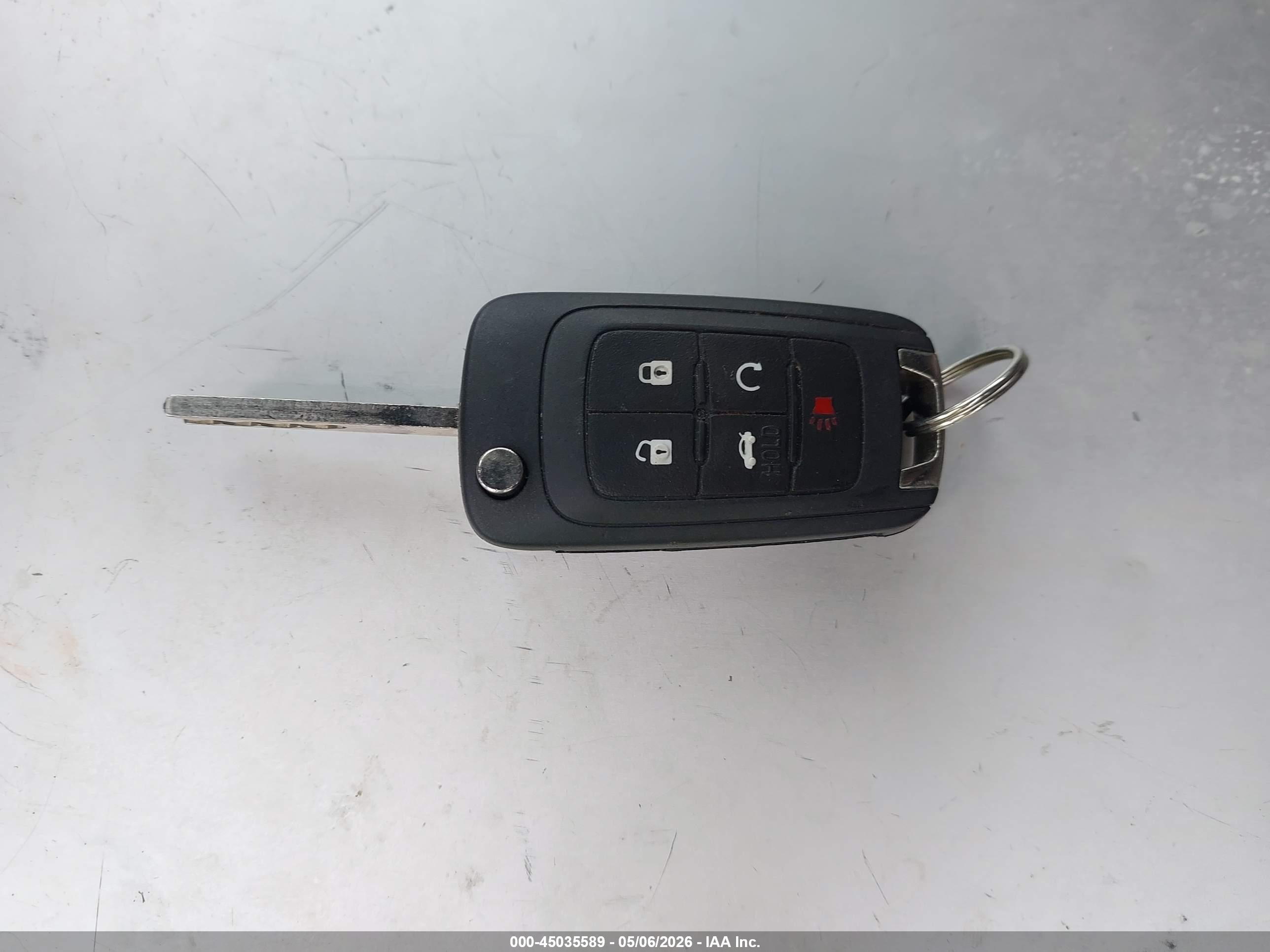 CHEVROLET EQUINOX image 11