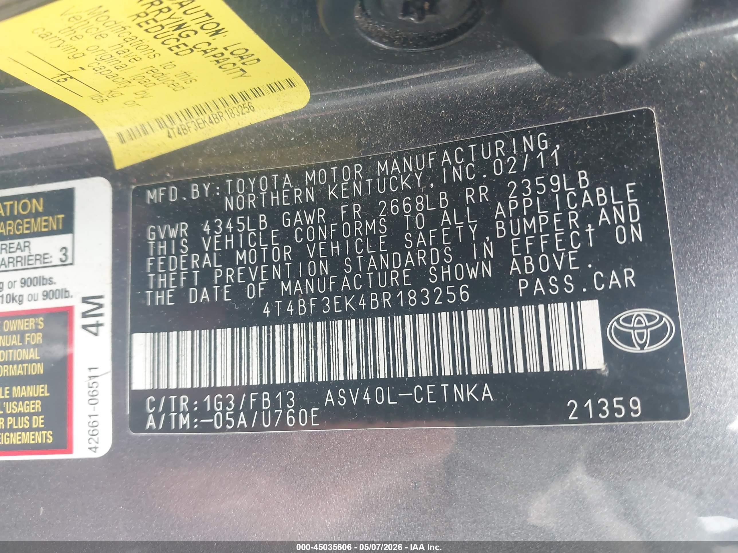 TOYOTA CAMRY image 9