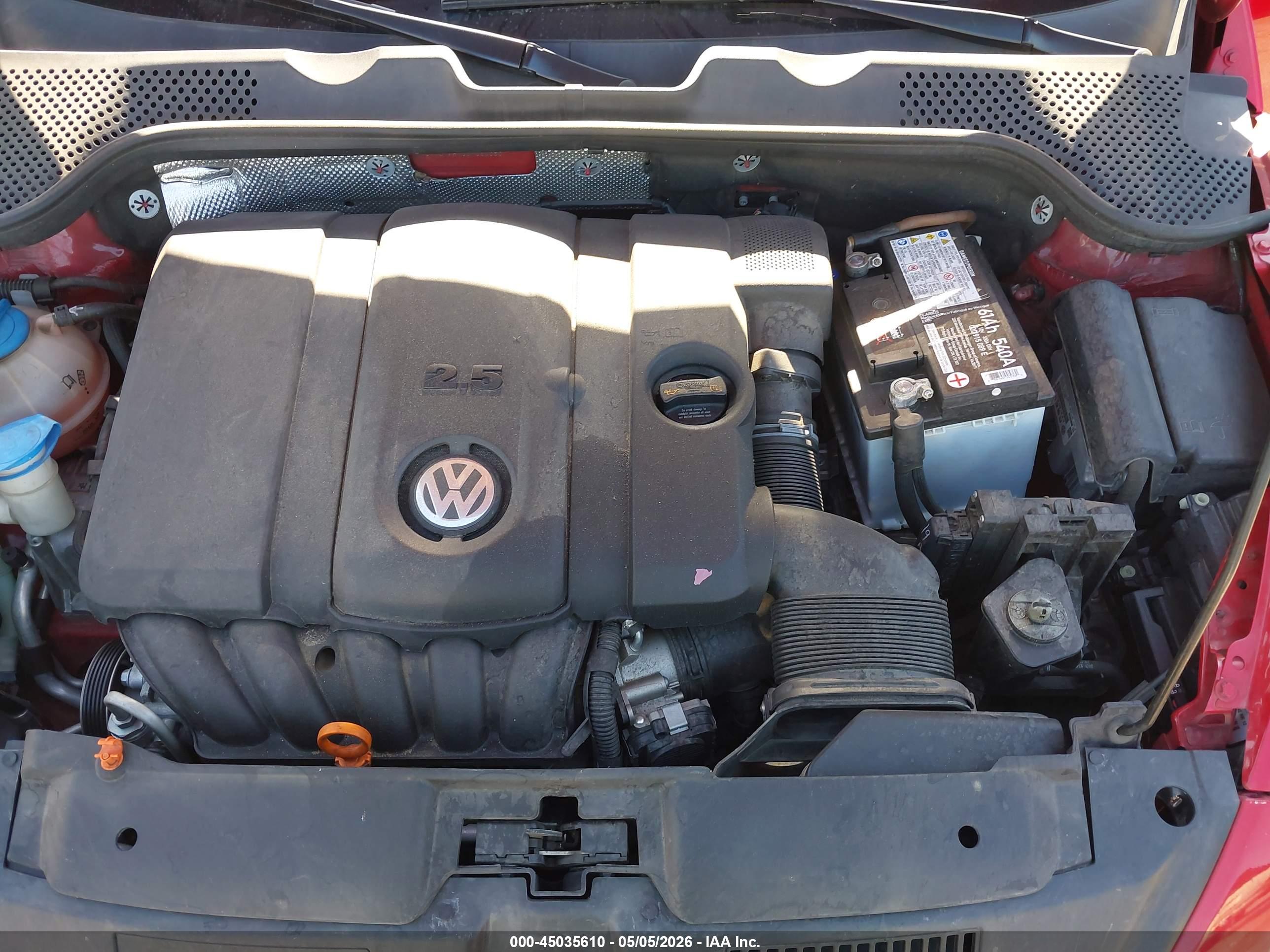 VOLKSWAGEN BEETLE image 10
