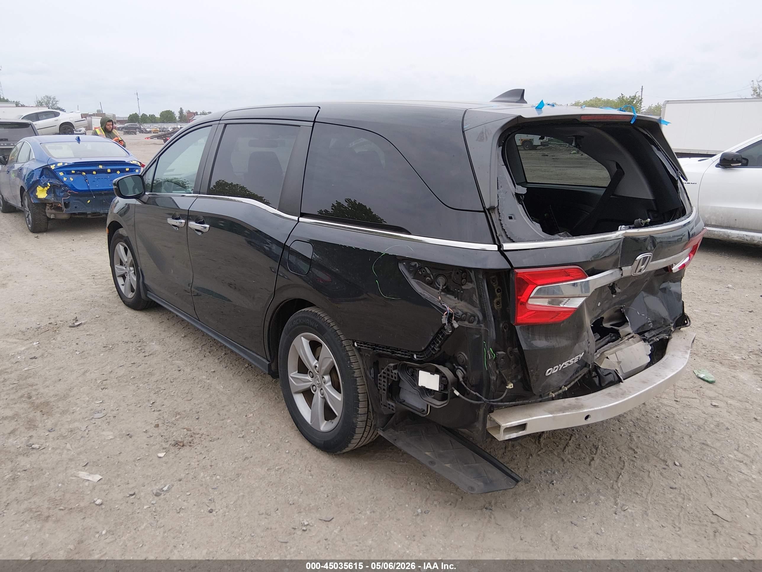 HONDA ODYSSEY image 3