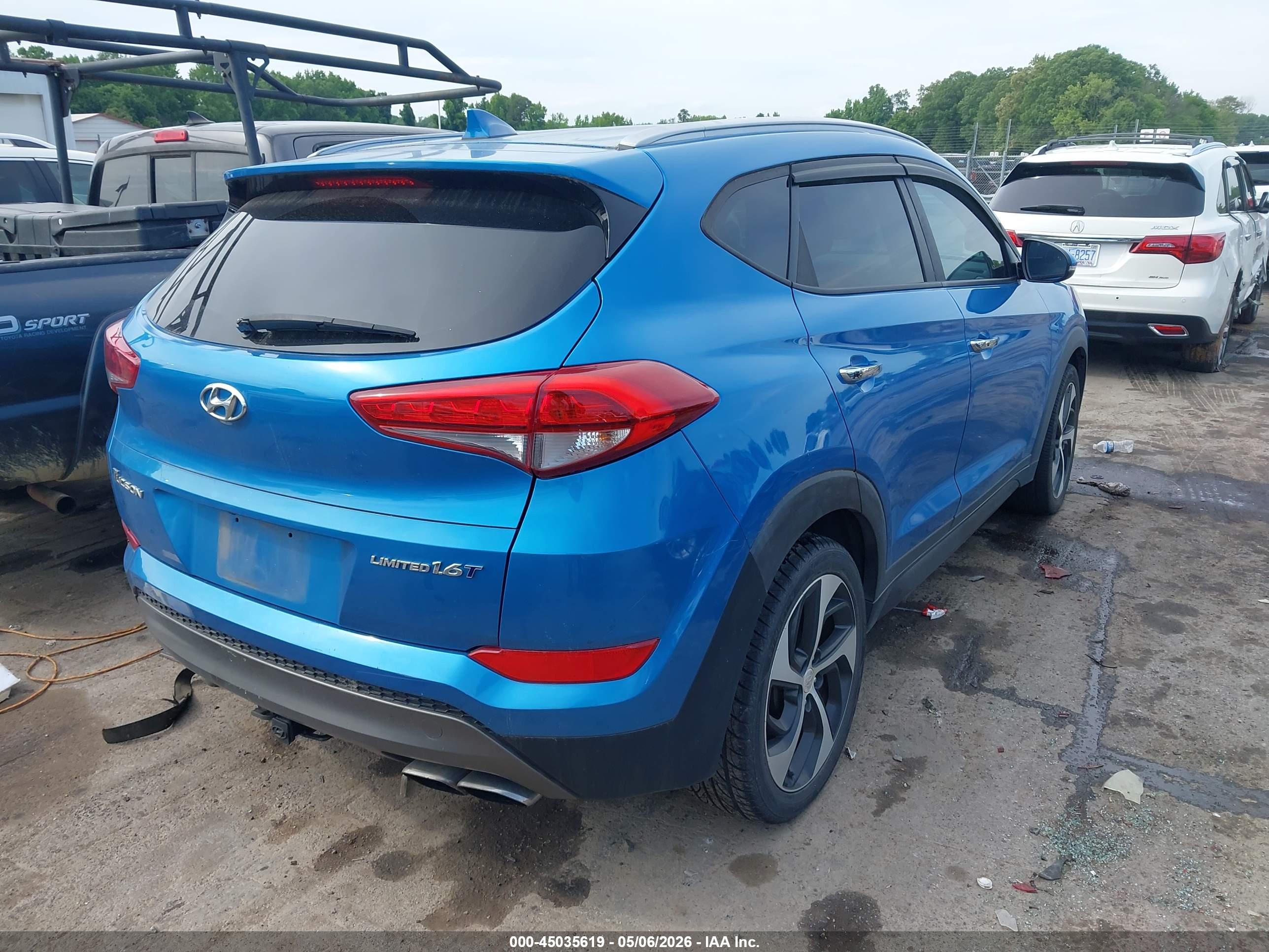 HYUNDAI TUCSON image 4