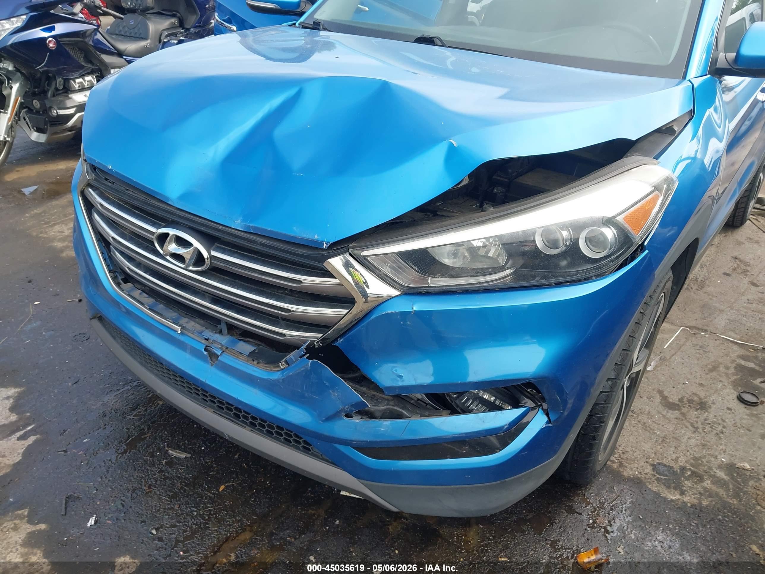 HYUNDAI TUCSON image 6