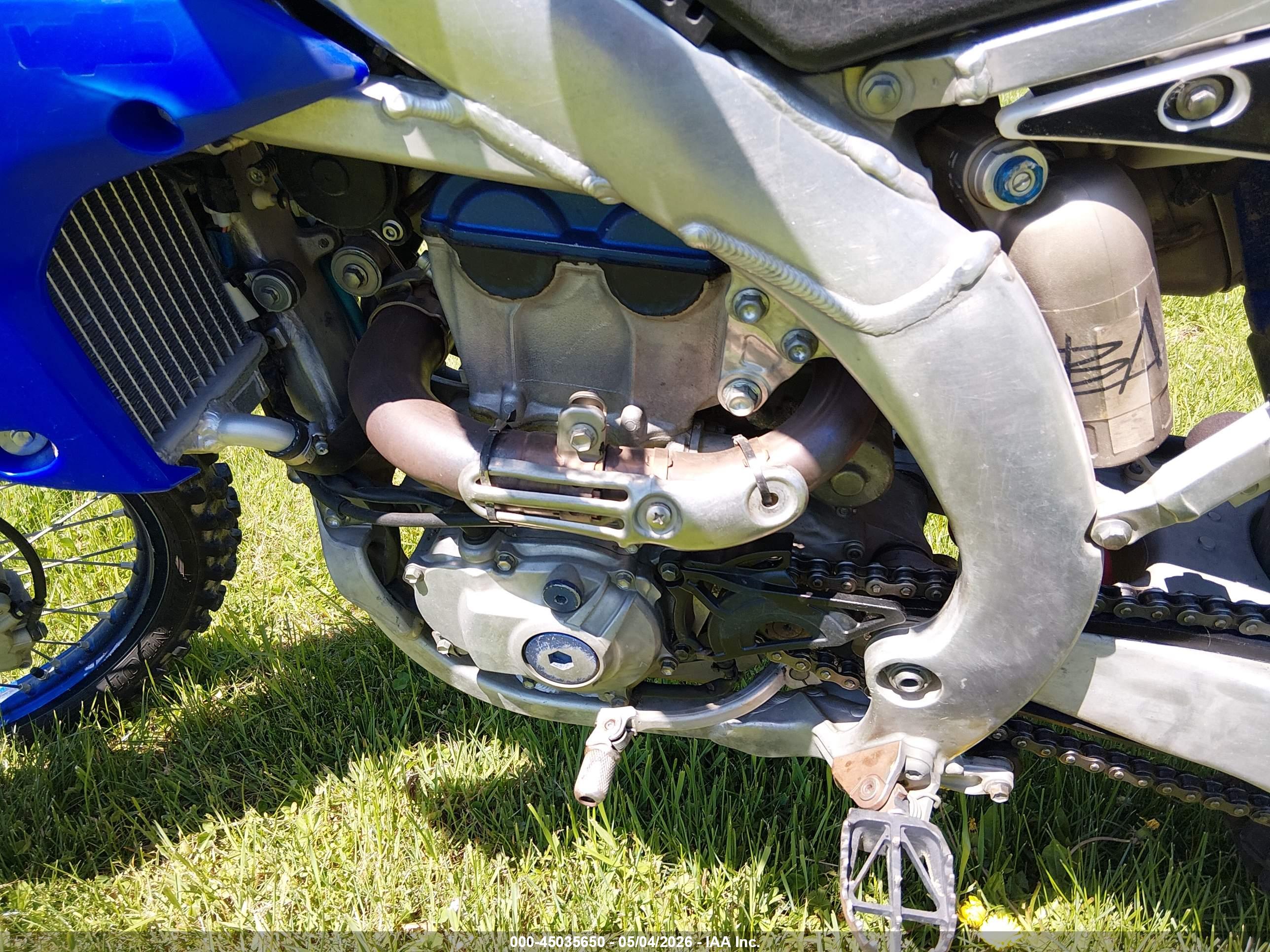 YAMAHA YZ250 image 9