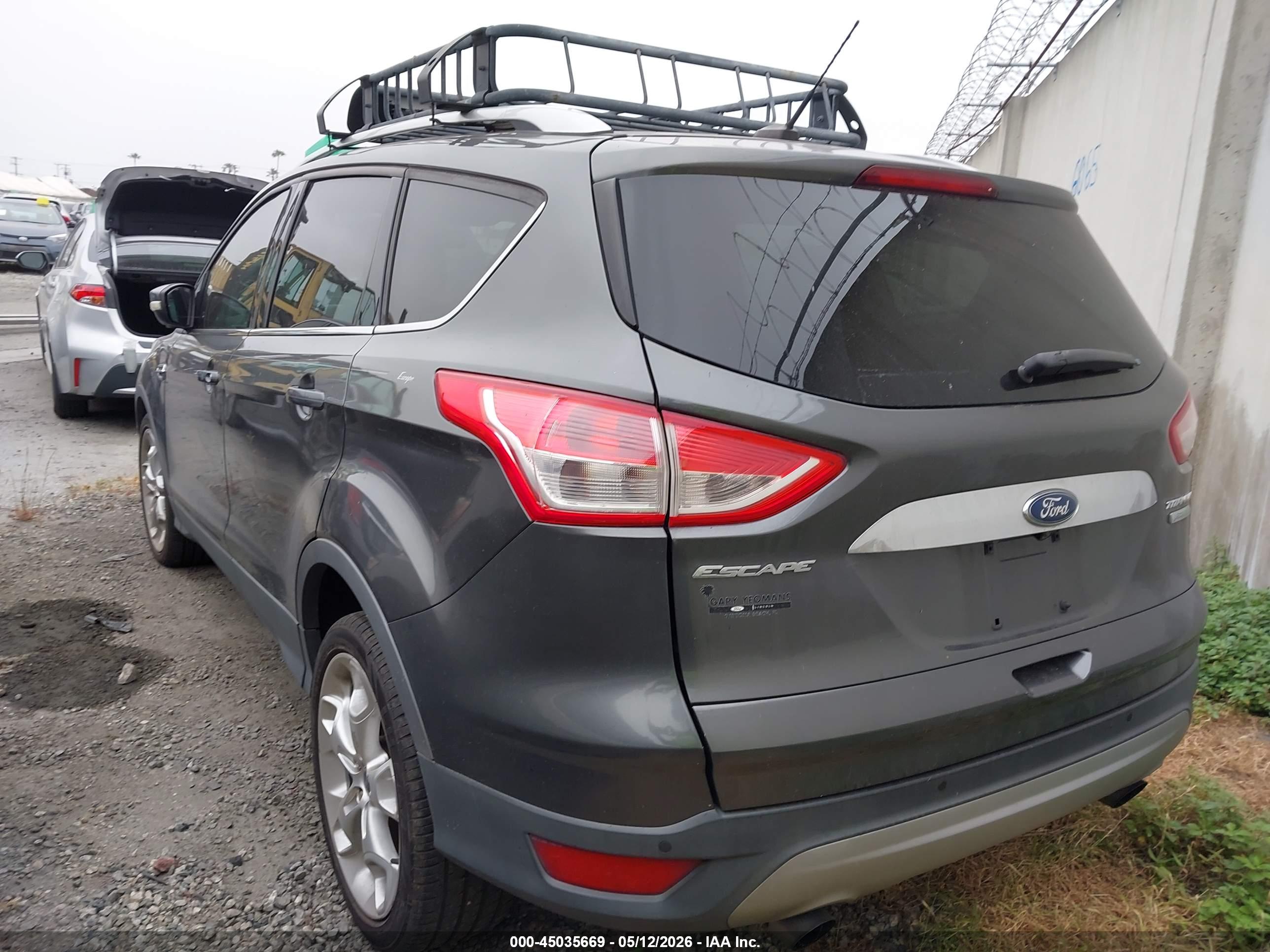 FORD ESCAPE image 3