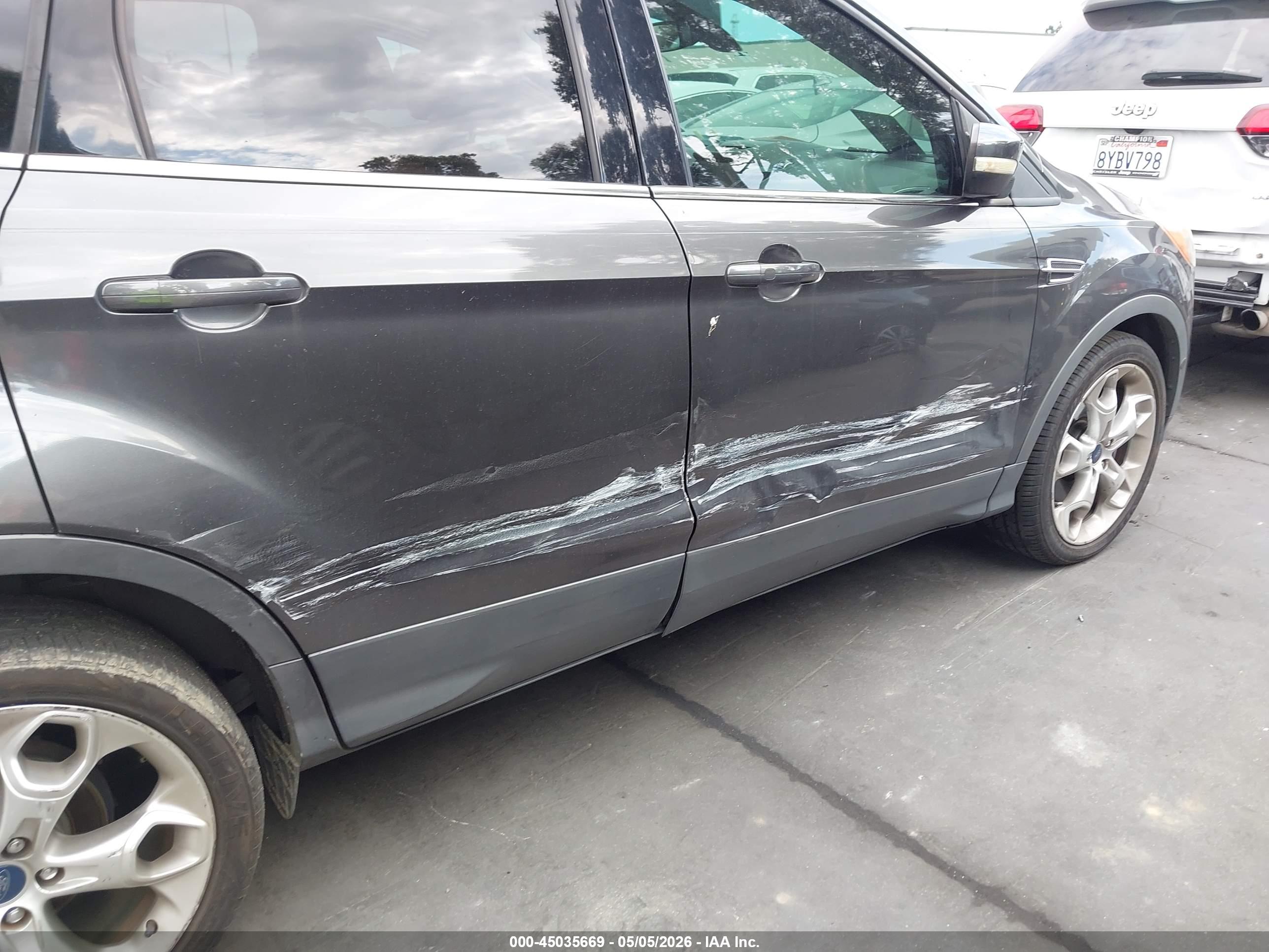 FORD ESCAPE image 6