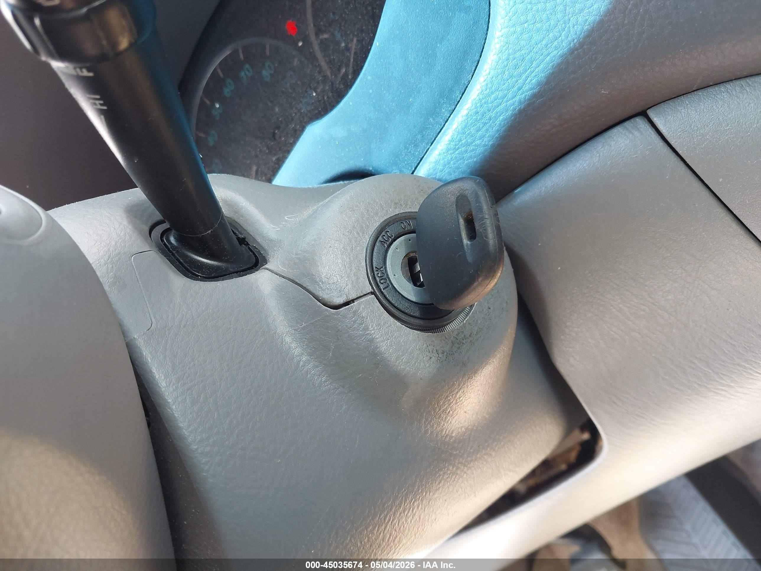 TOYOTA SIENNA image 11