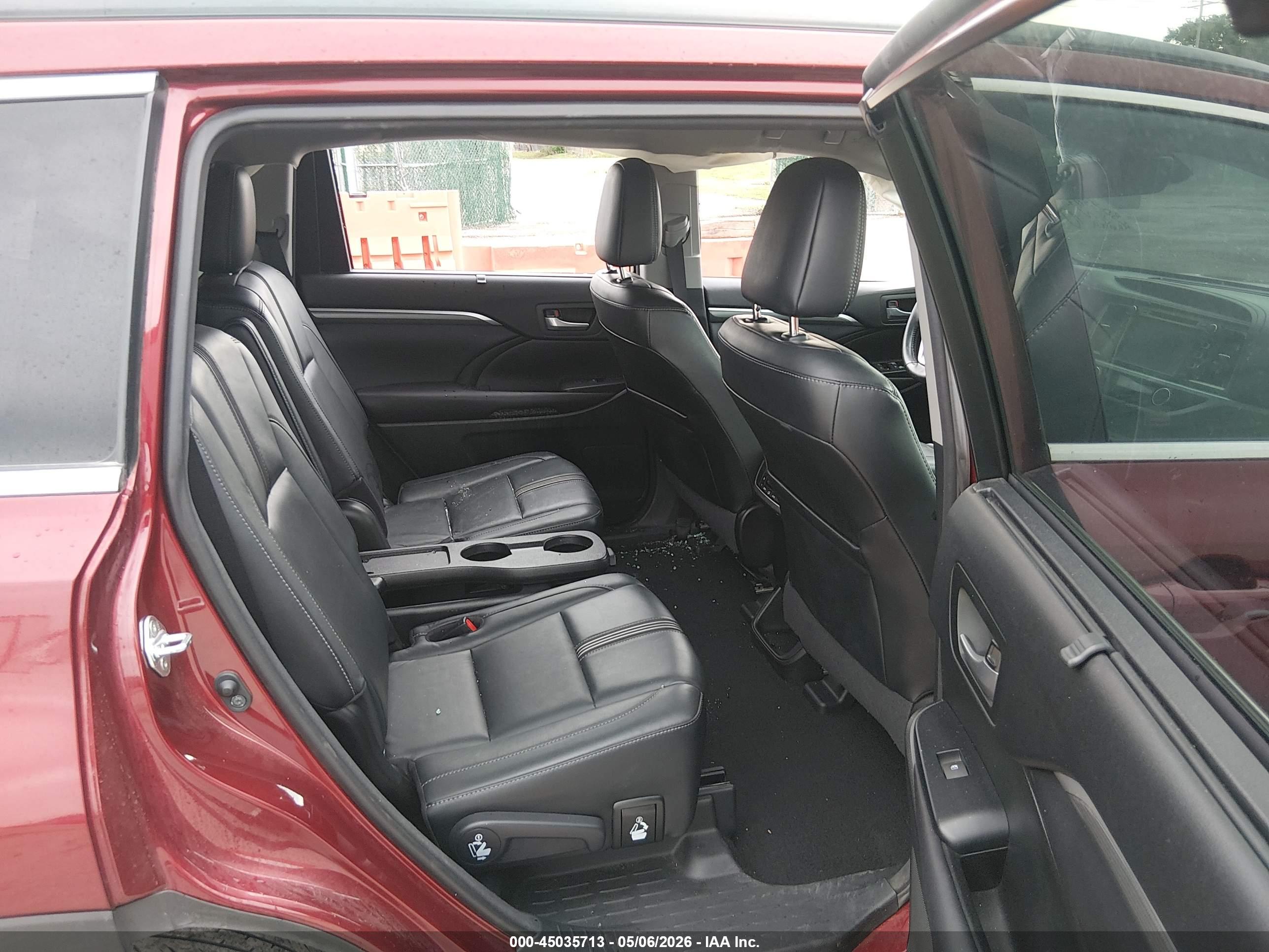 TOYOTA HIGHLANDER image 8