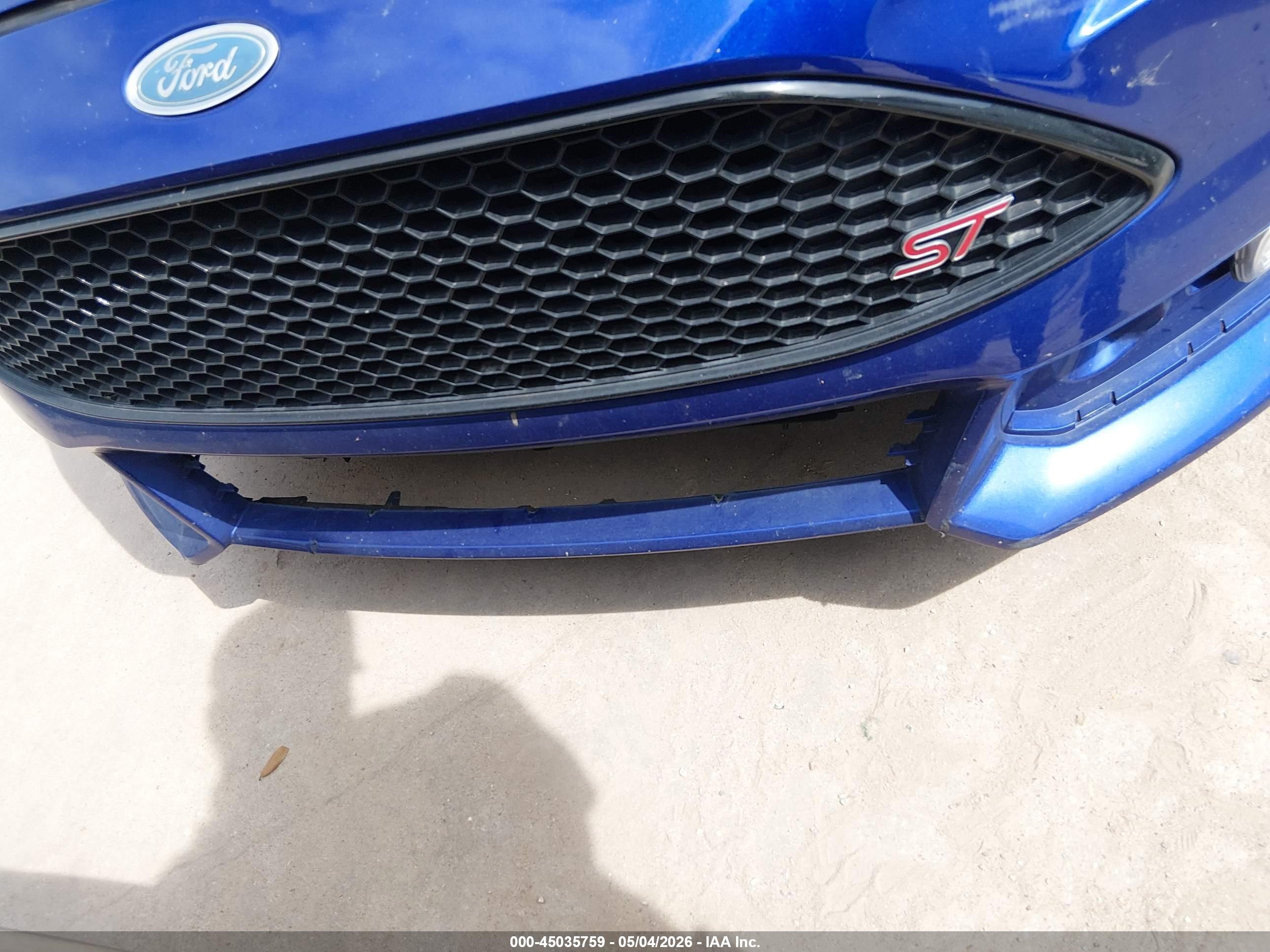 FORD FOCUS image 6