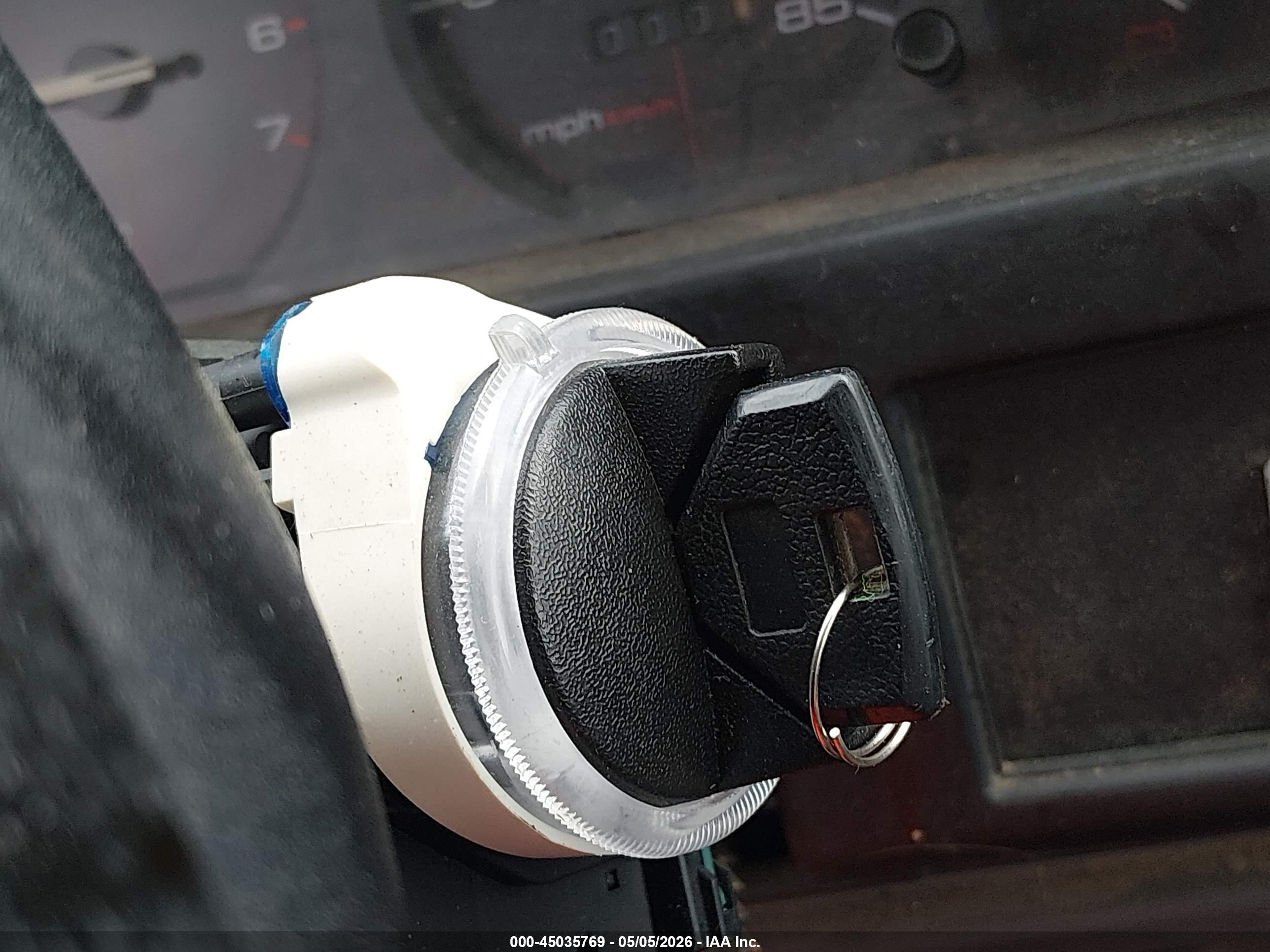 JEEP CHEROKEE image 11