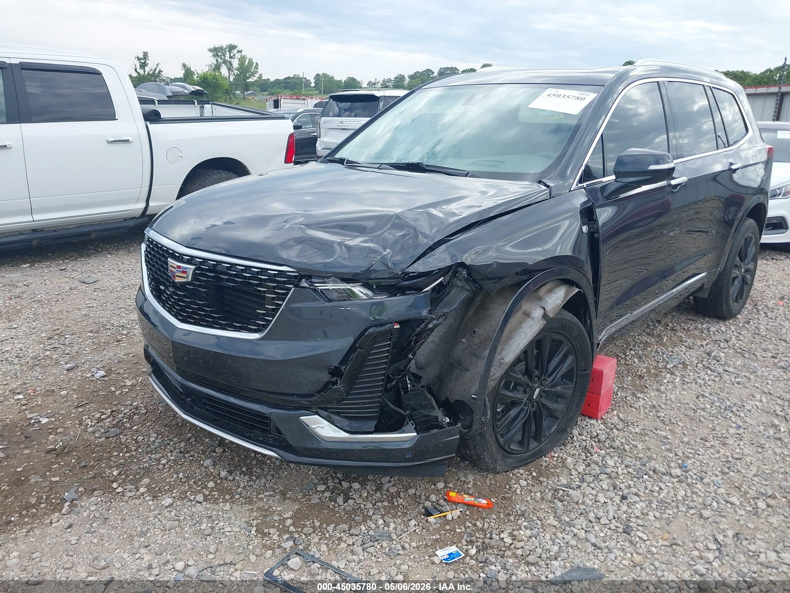 CADILLAC XT6 image 6