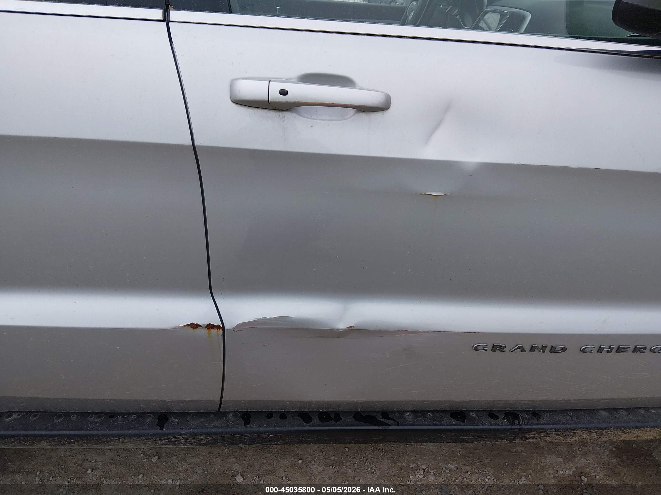 JEEP GRAND image 6