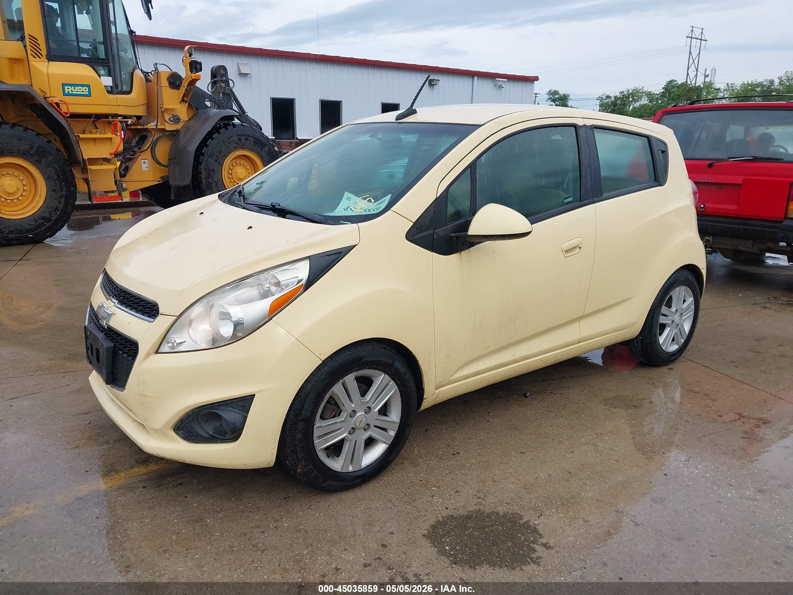 CHEVROLET SPARK image 2