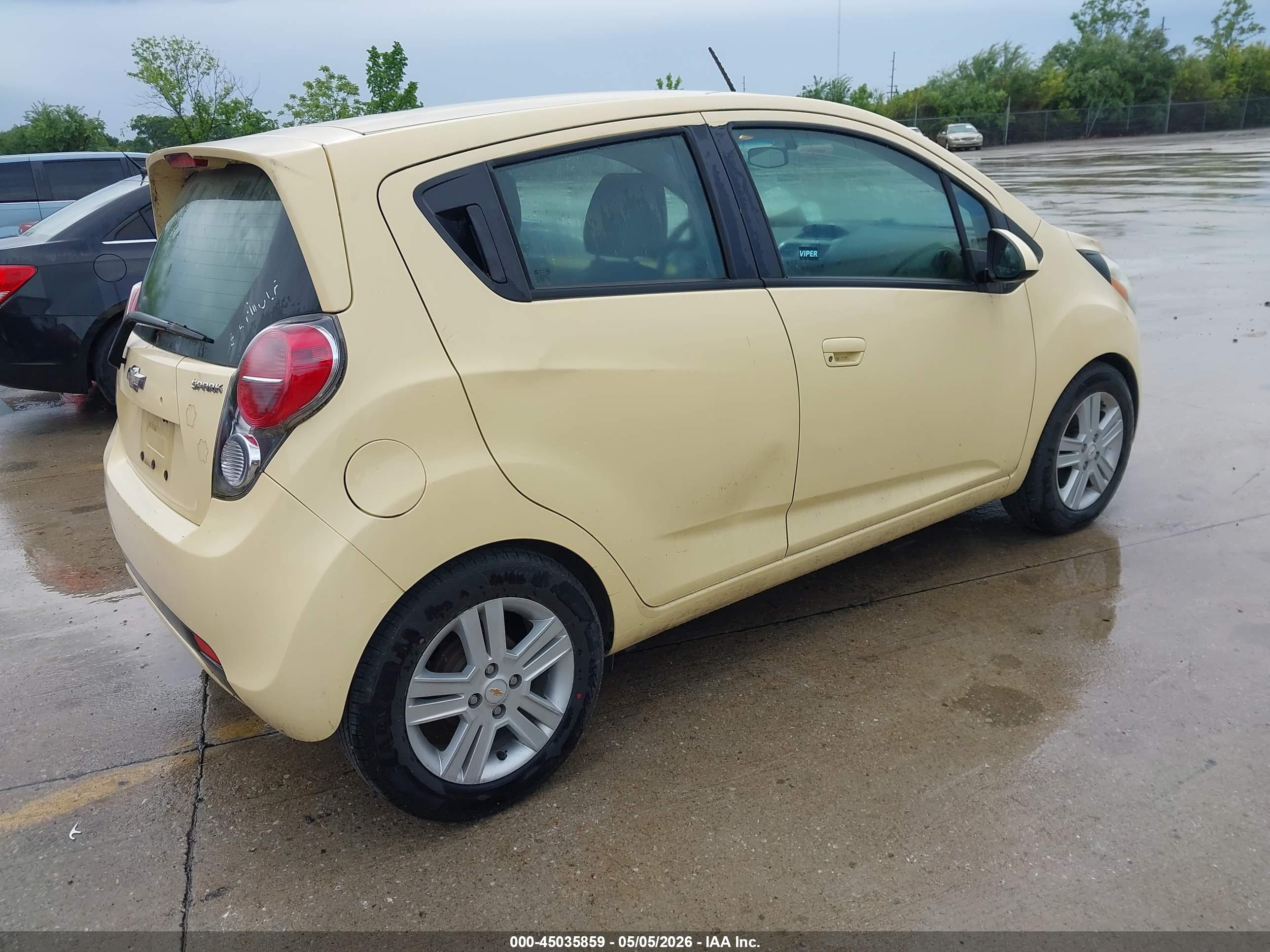 CHEVROLET SPARK image 4
