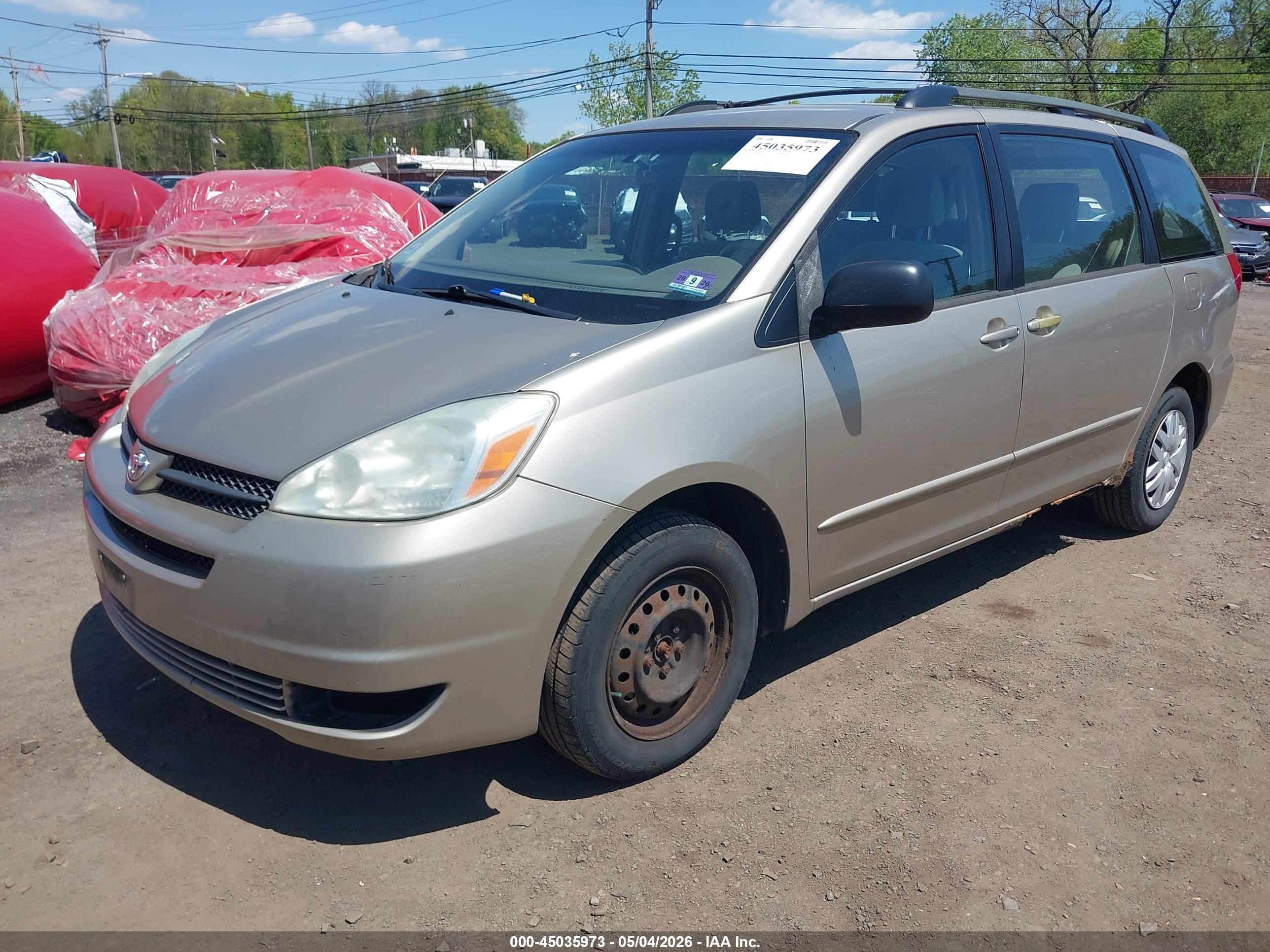 TOYOTA SIENNA image 6