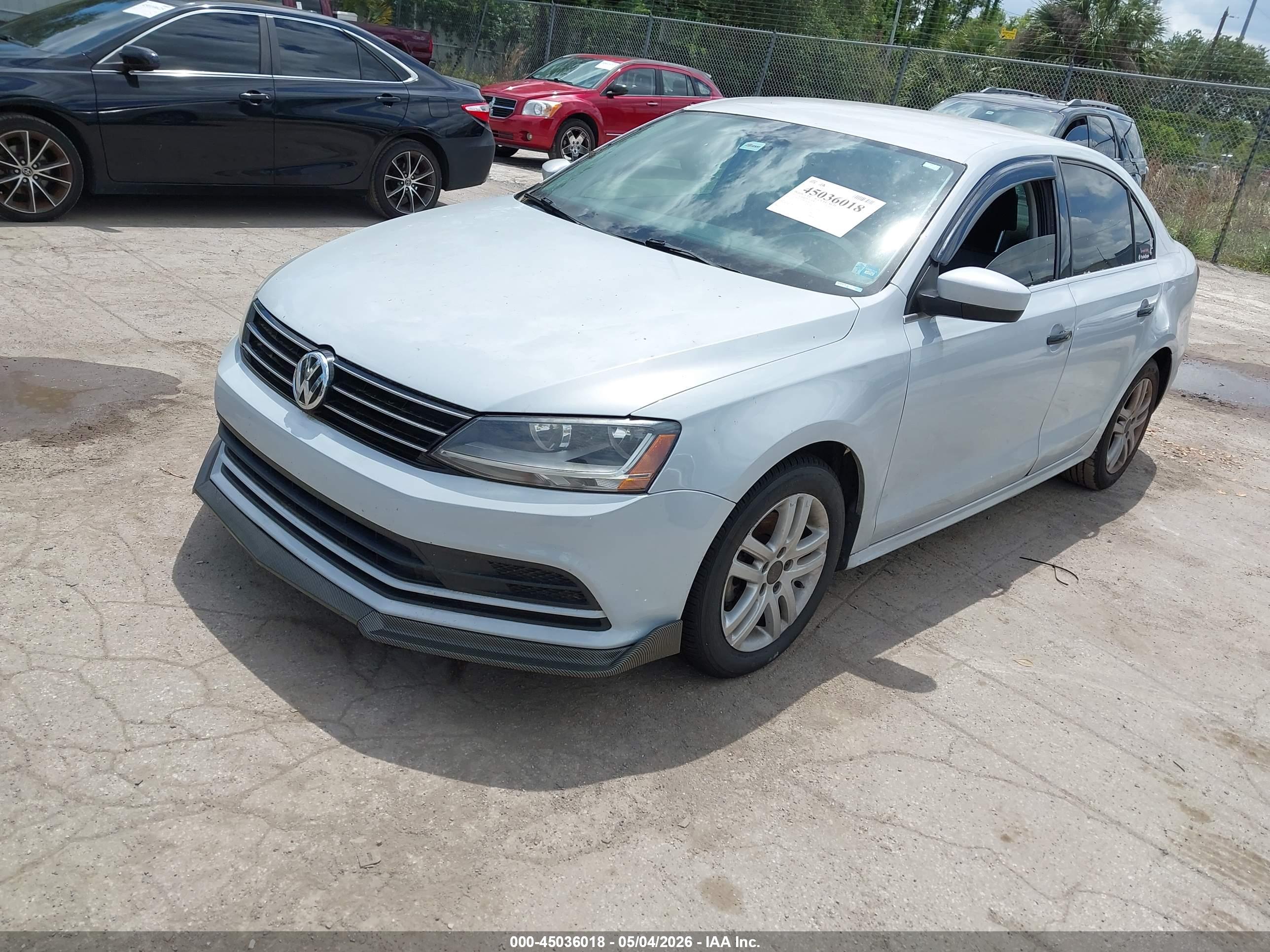 VOLKSWAGEN JETTA image 2