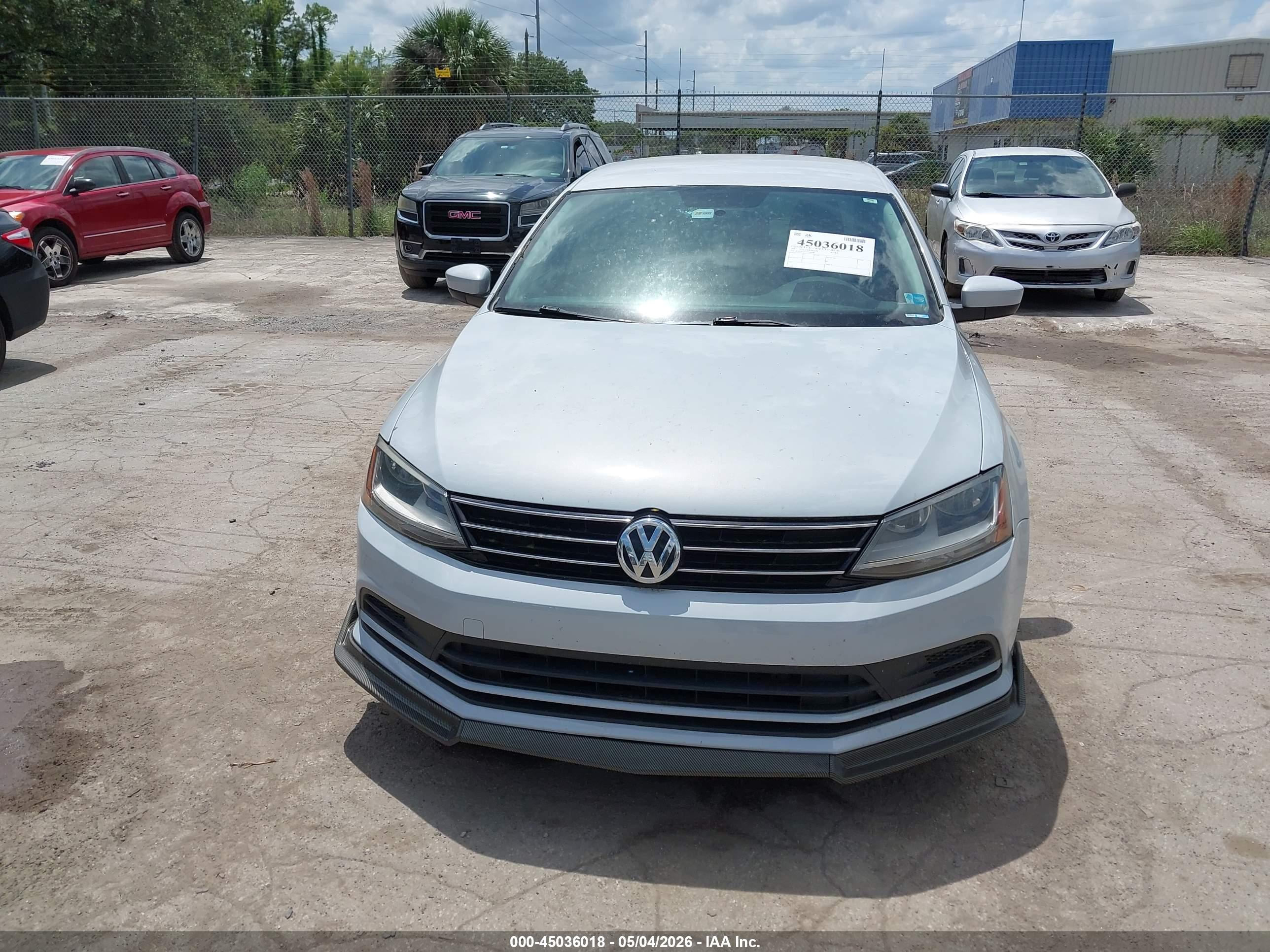 VOLKSWAGEN JETTA image 6